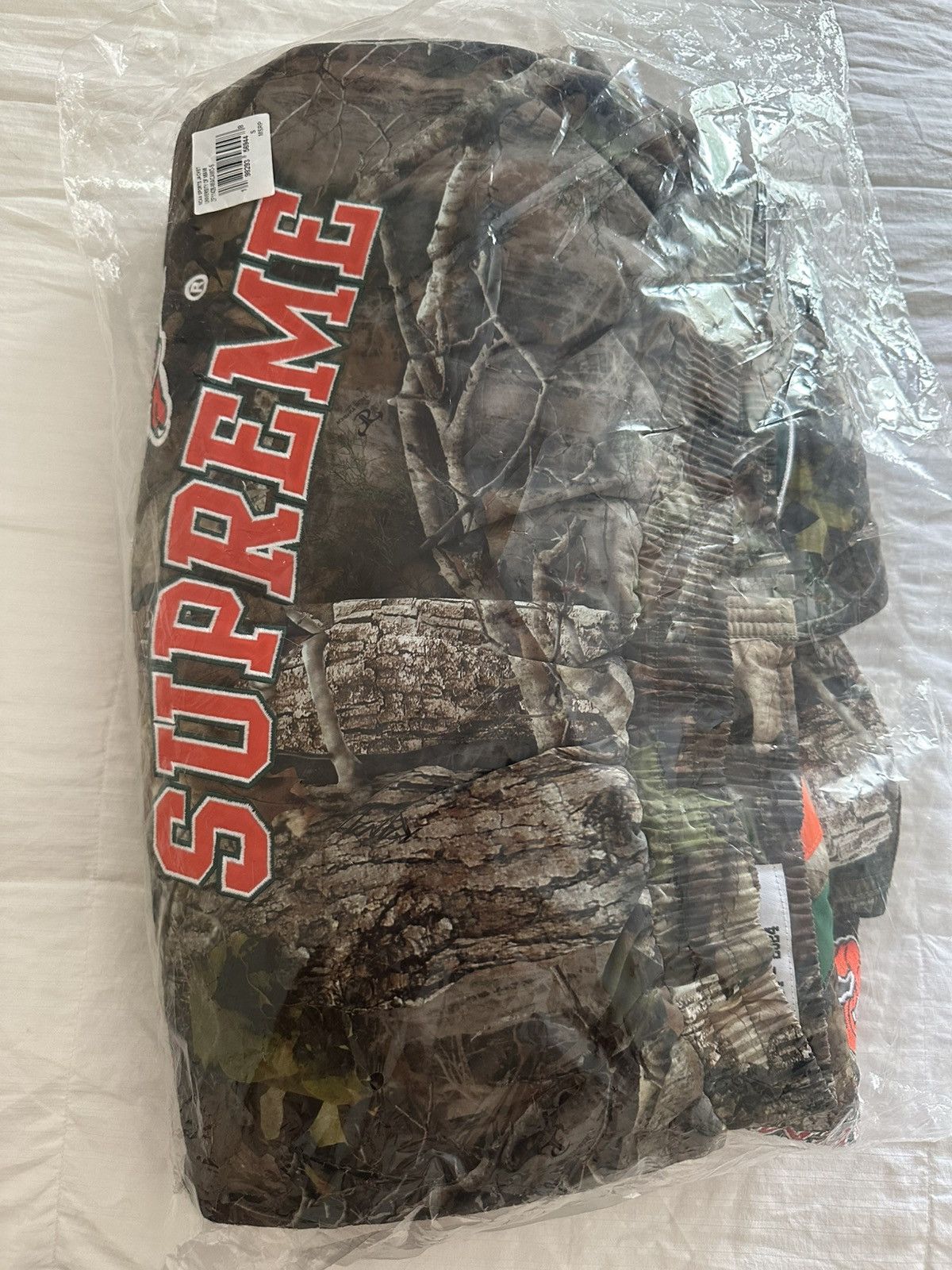 Supreme Supreme Mitchell & Ness U Miami Stadium Jacket Size US S / EU 44-46 / 1 - 2 Thumbnail