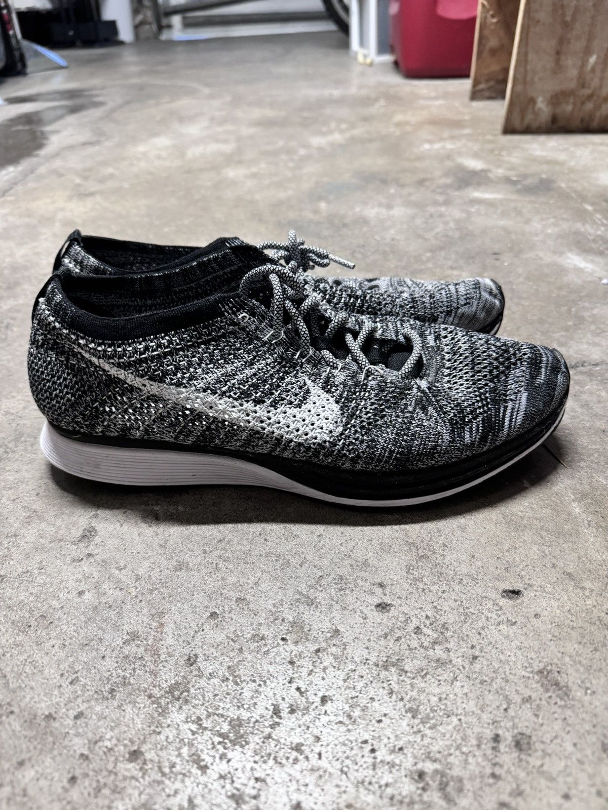 Nike Nike Flyknit Racer Oreo 2 Size US 11.5 / EU 44-45 - 4 Thumbnail