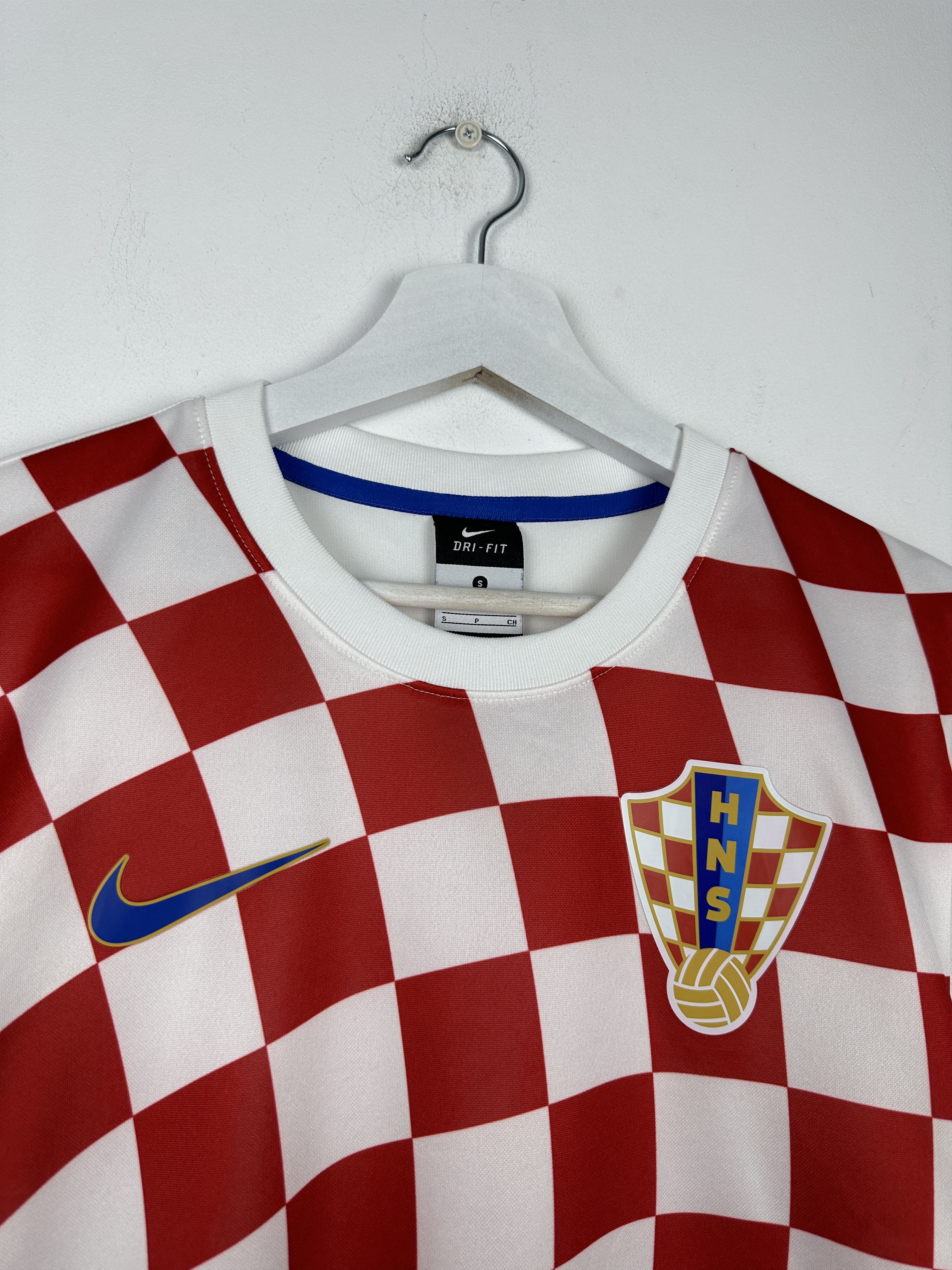 Nike Croatia National Team 2016 Home Soccer Jersey Football Shirt Size US S / EU 44-46 / 1 - 3 Thumbnail