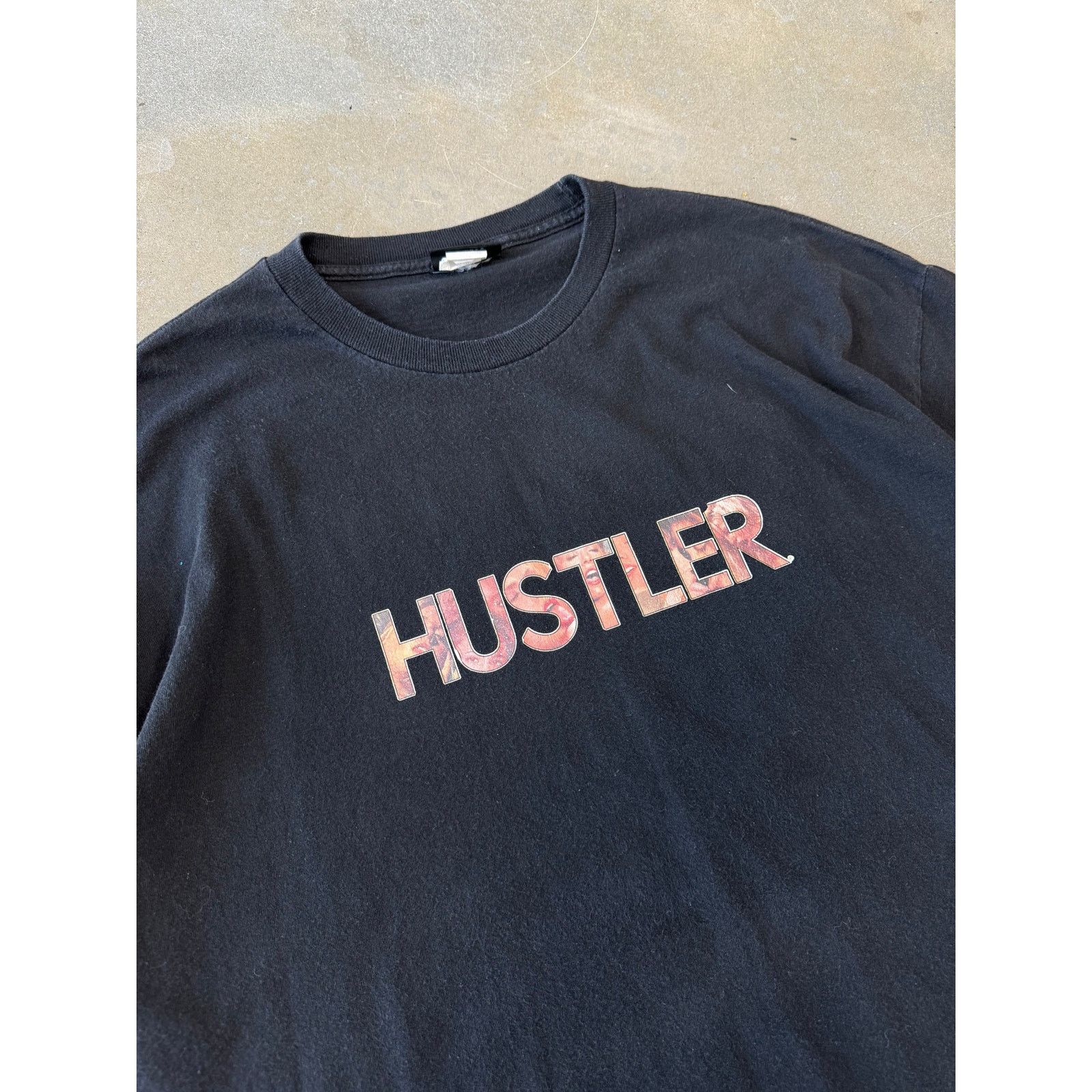 Vintage Vintage 1990s Hustler T-Shirt [XL] Size US XL / EU 56 / 4 - 2 Thumbnail