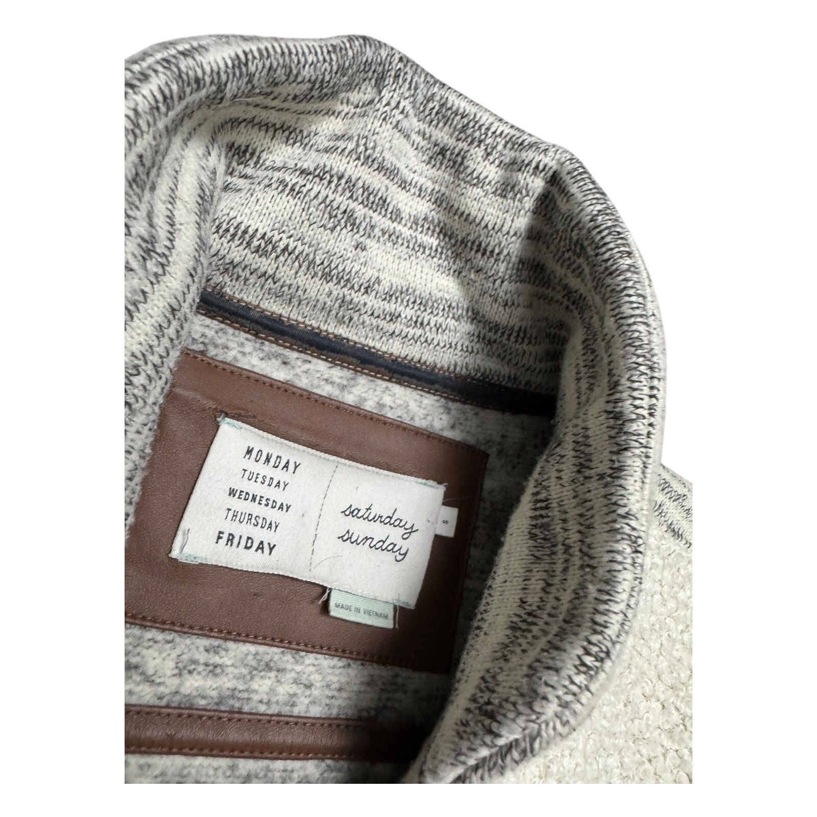 Aritzia Saturday Sunday ARITZIA Sherpa Fleece Sweater Jacket Small Size S / US 4 / IT 40 - 4 Thumbnail