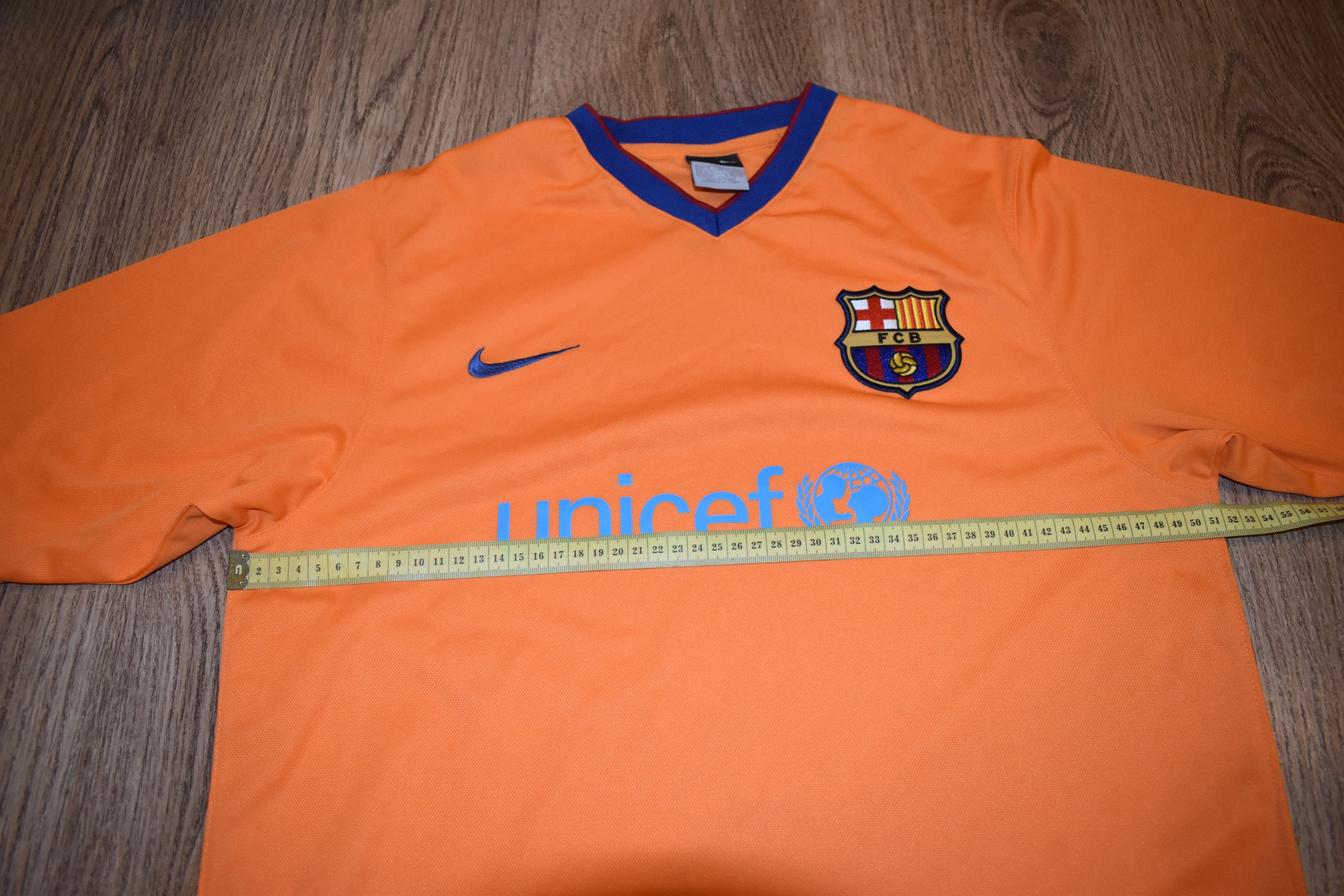 Nike BARCELONA 2006 2008 AWAY FOOTBALL JERSEY NIKE SIZE M MEN Size US M / EU 48-50 / 2 - 3 Thumbnail