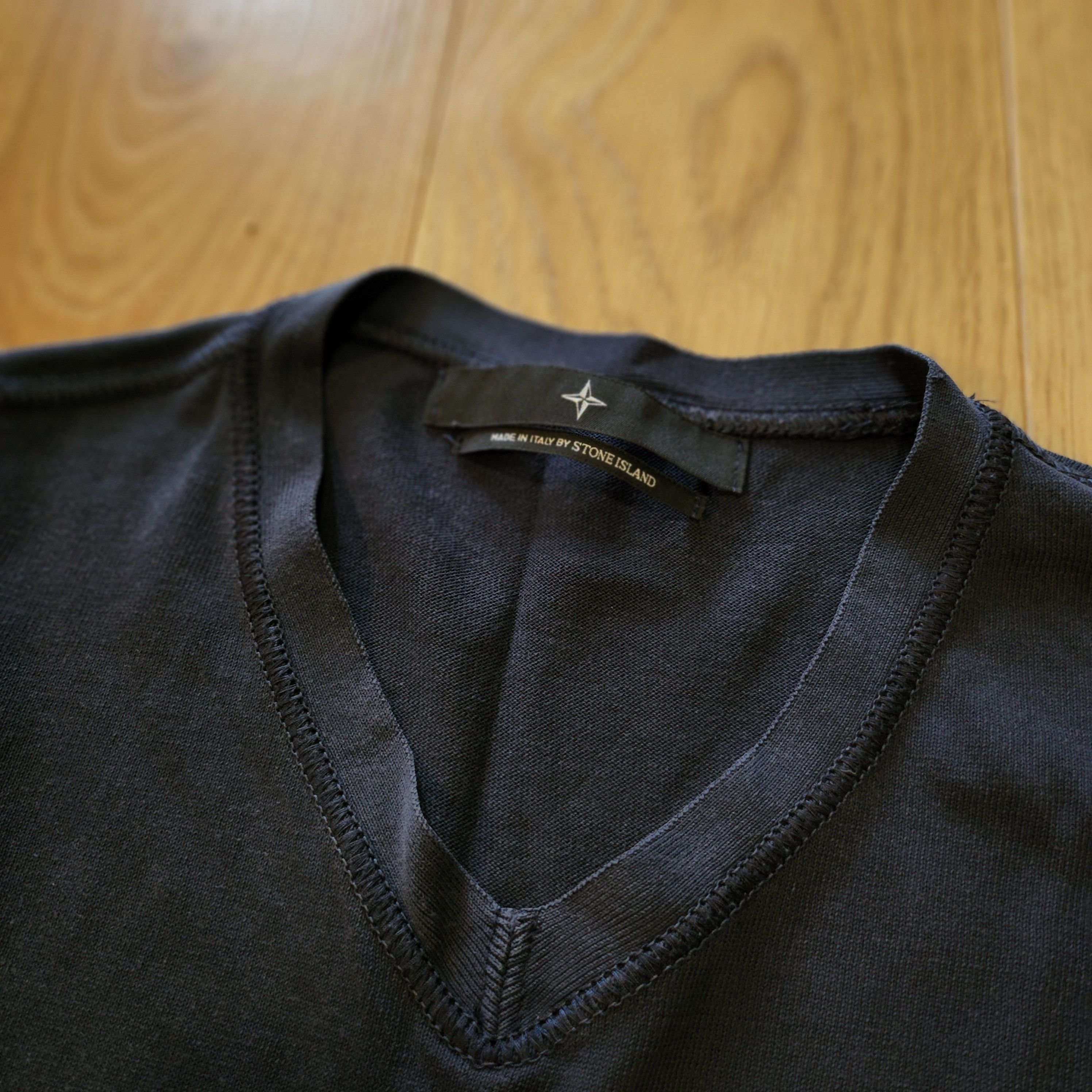 Stone Island × Vintage Stone Island Embroidery V-Neck Size US L / EU 52-54 / 3 - 3 Thumbnail