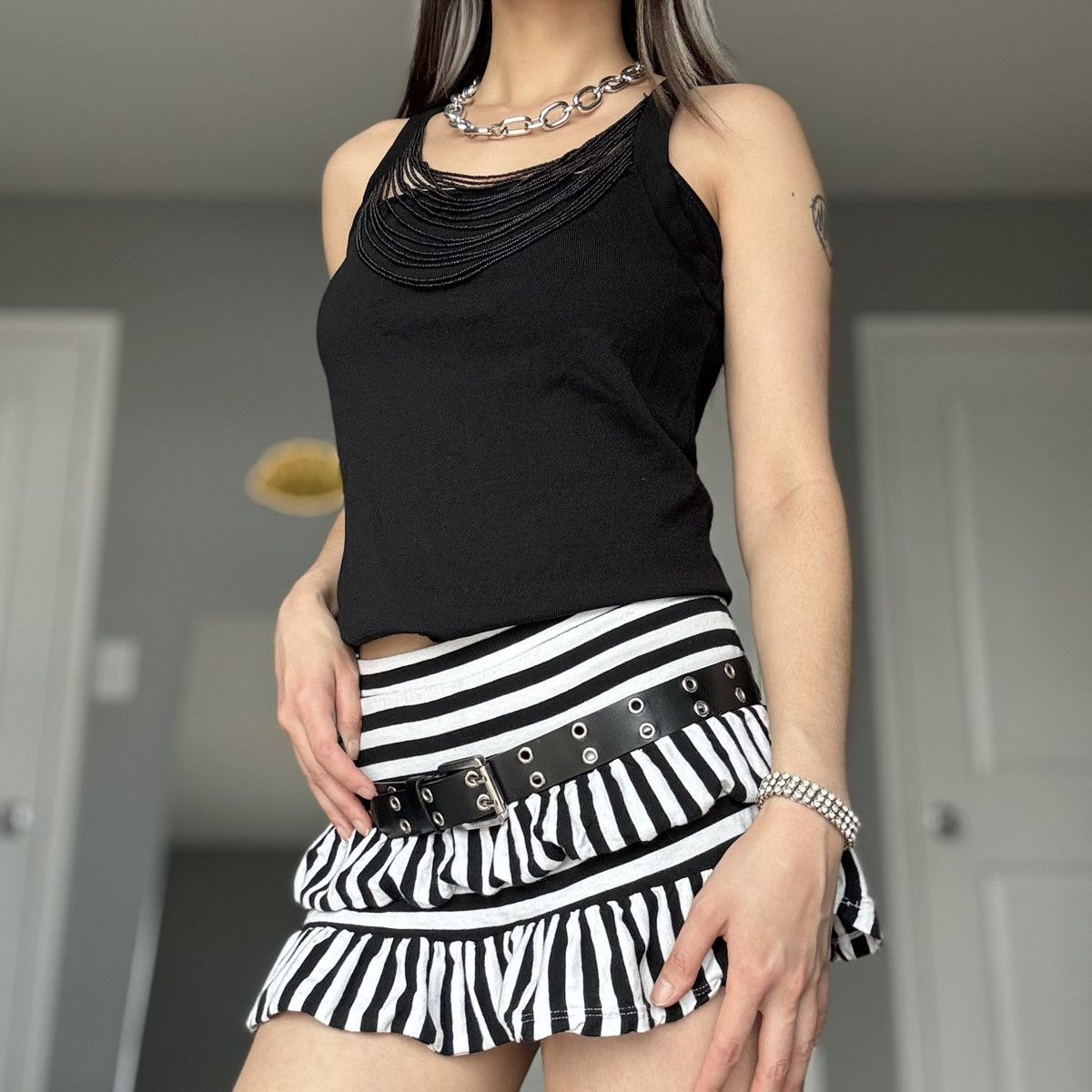 Other Vintage Cryus Black Boho Beaded Cowl Neck Halter Top Size M / US 6-8 / IT 42-44 - 9 Thumbnail