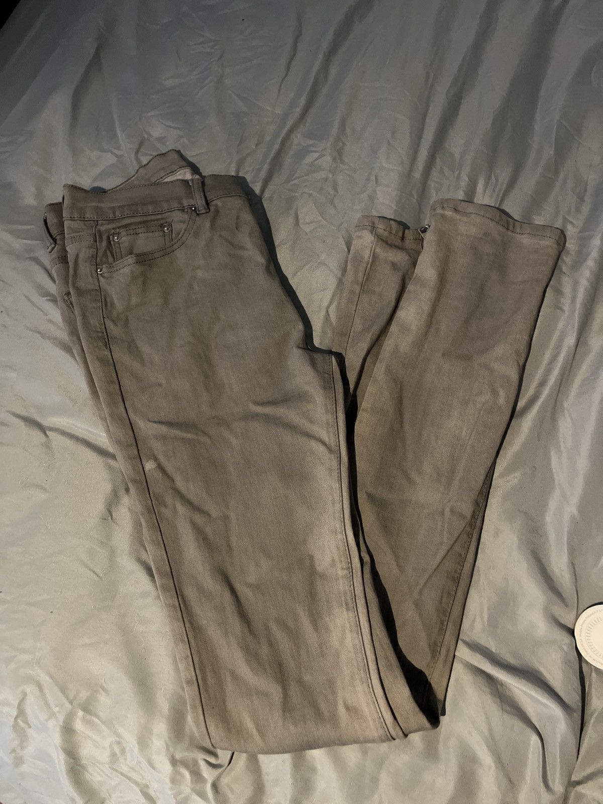 Grey jeans
