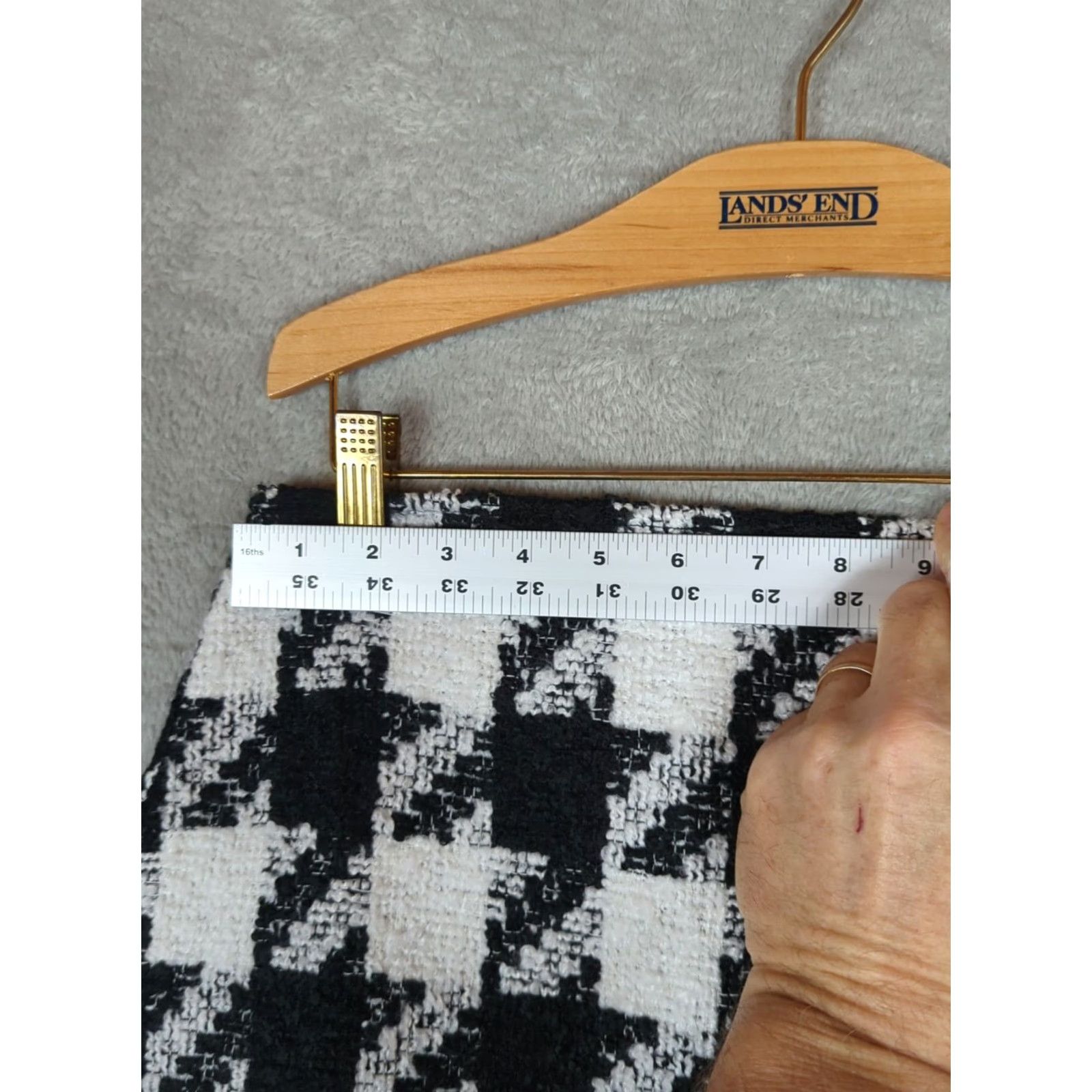 Loft LOFT Houndstooth Tweed Mini Skirt Womens Size 2 Career Academia Preppy Black/White Zipper Lined Knee Length Fall Winter Workwear Mens? Size 26" / US 2 / IT 38 - 6 Thumbnail