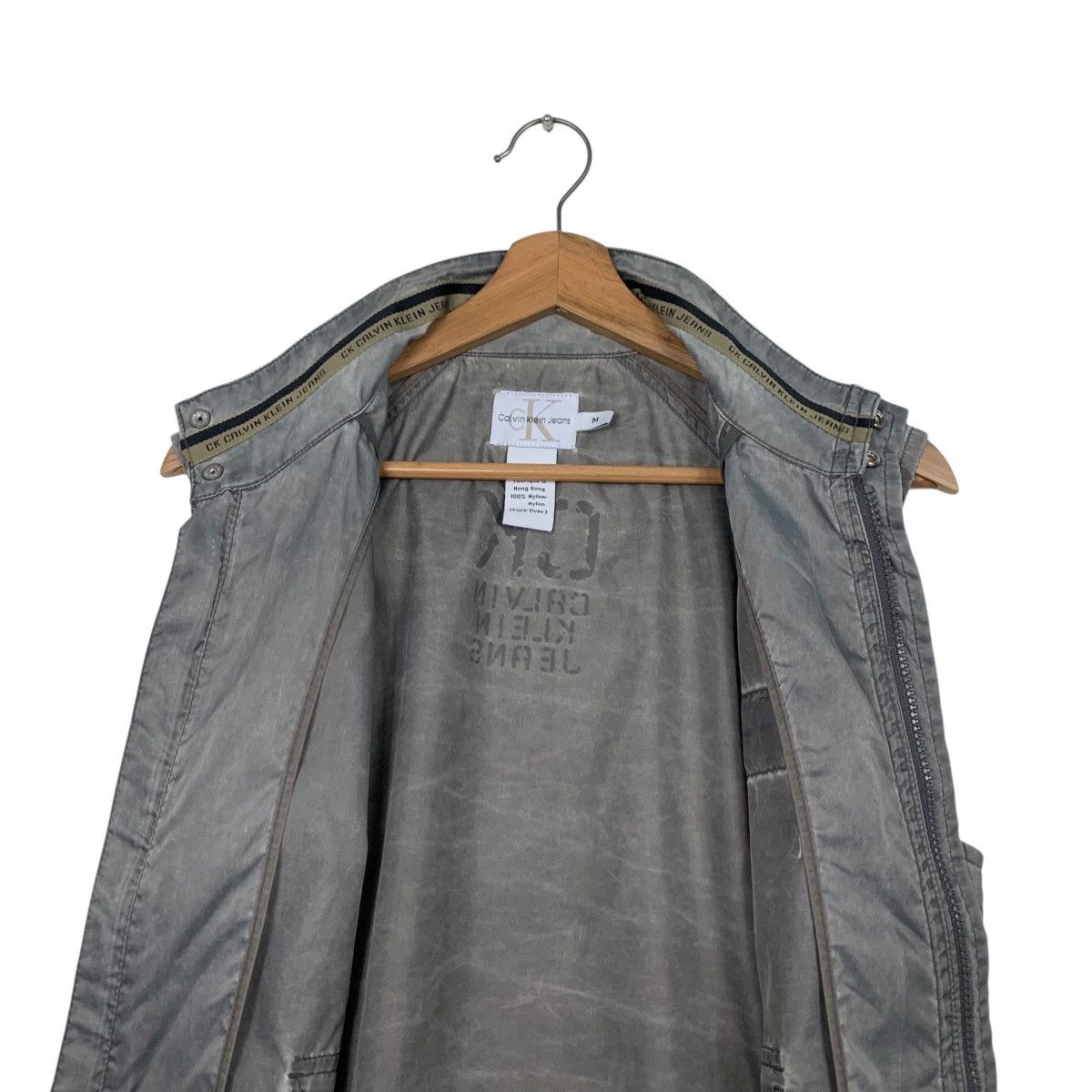 Calvin Klein CALVIN KLEIN JEANS Rusty Gray Nylon Vest #2542-C115 Size US M / EU 48-50 / 2 - 11 Thumbnail