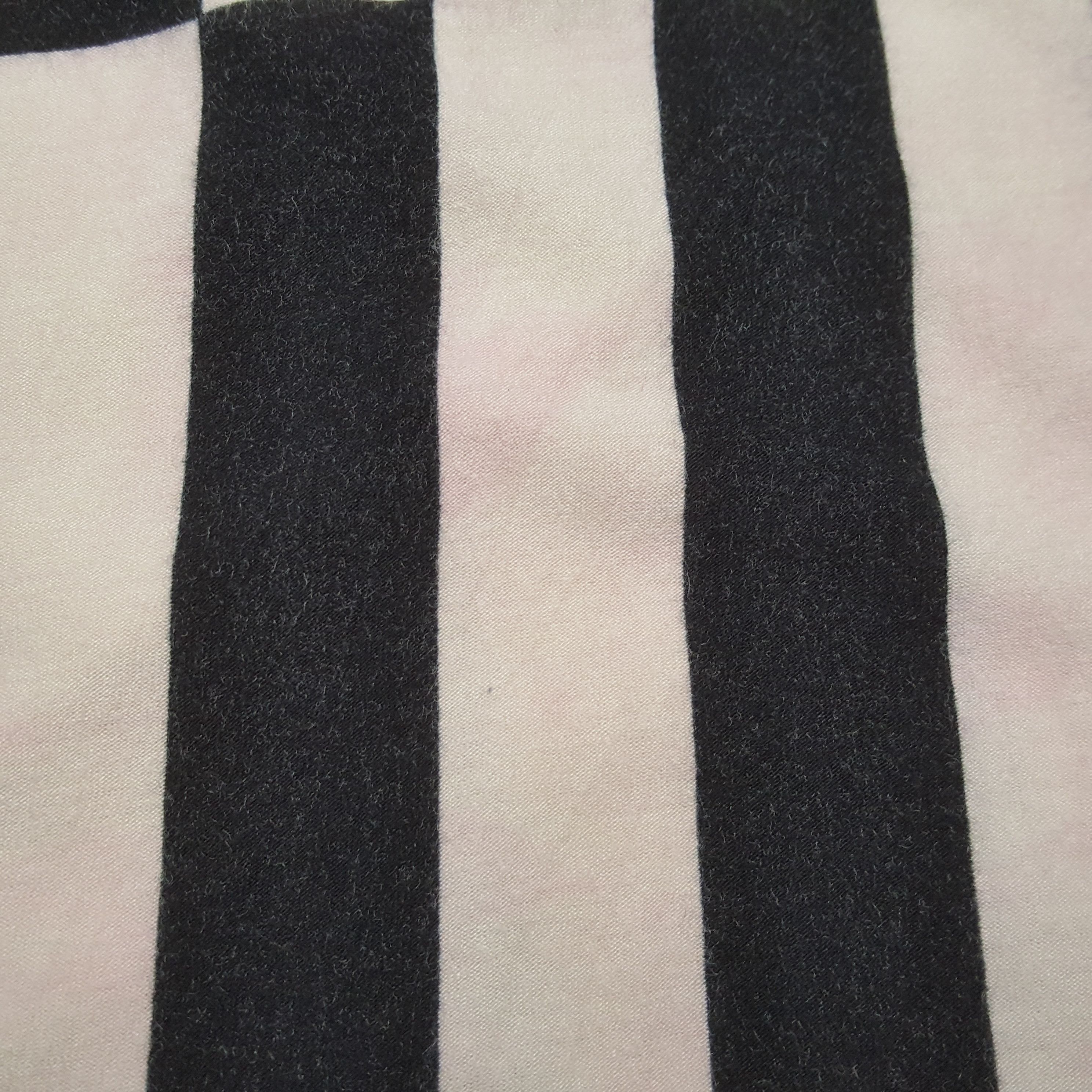 Fendi × Vintage Vintage FENDI Italian Fashion Brand Monogram Design T-Shirts Size XXS / US 00 / IT 34 - 6 Thumbnail