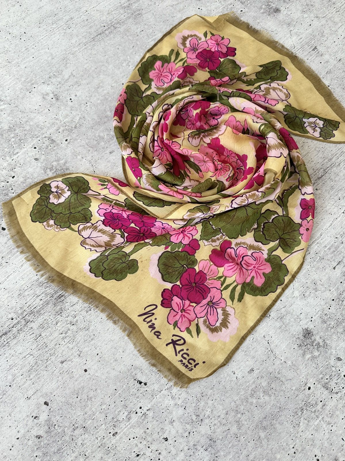 Nina Ricci Nina Ricci flowers scarf Size ONE SIZE - 2 Thumbnail