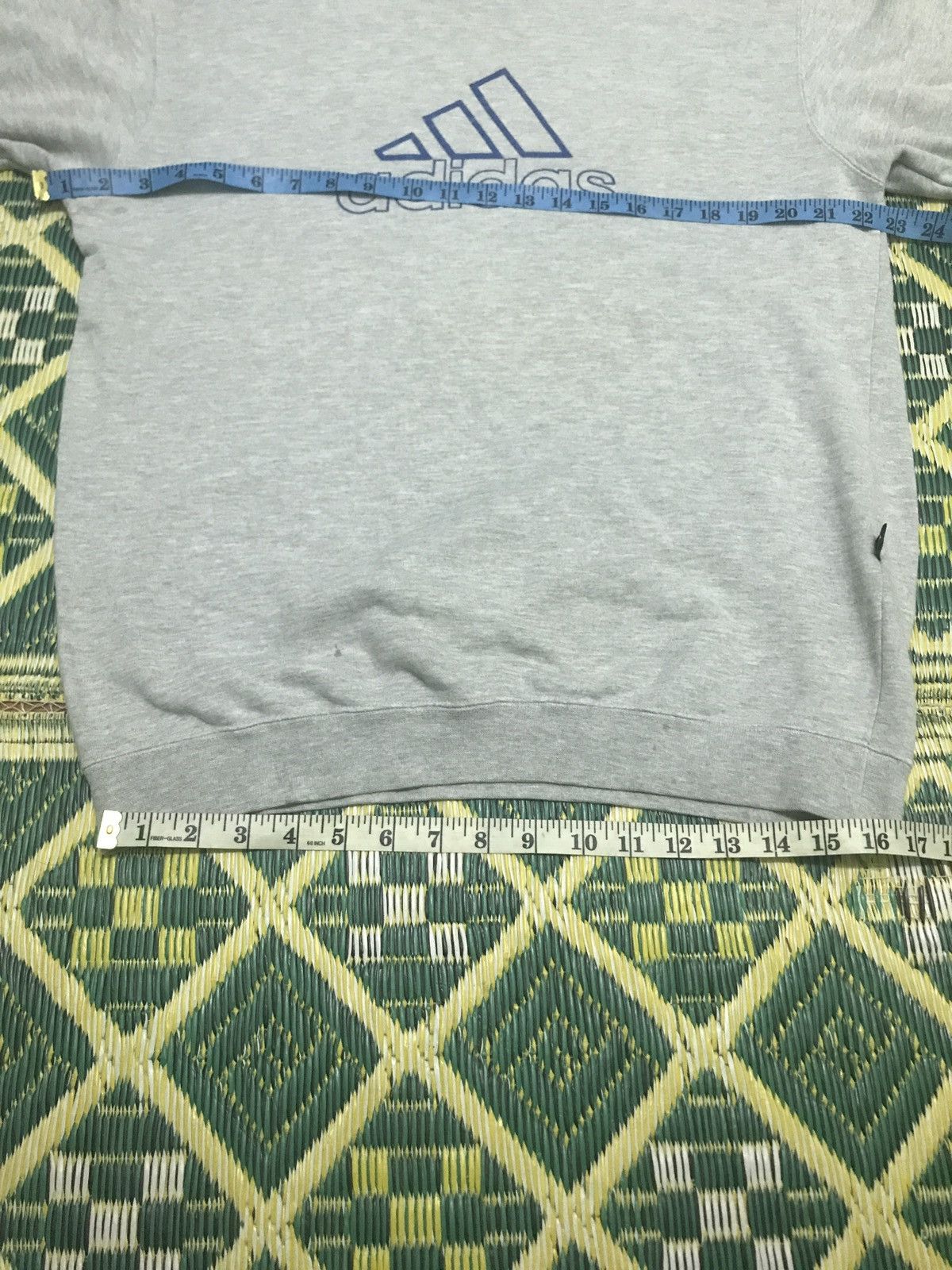 Adidas ‼️‼️ adidas big logo sweatshirt japanese Size US L / EU 52-54 / 3 - 8 Thumbnail
