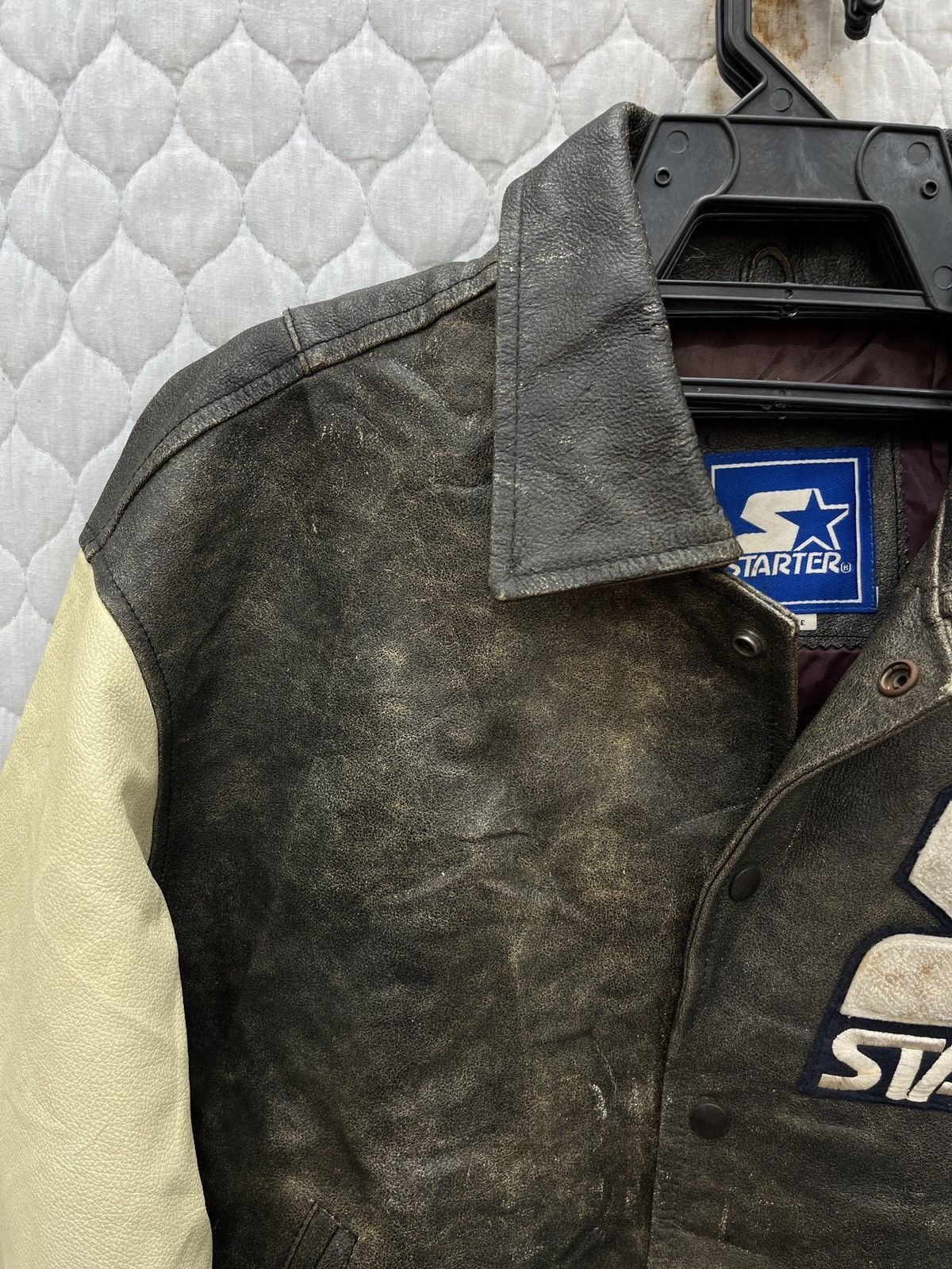 Starter 🔥🔥🔥STEALS VINTAGE STARTER VARSITY LEATHER JACKET Size US L / EU 52-54 / 3 - 11 Thumbnail