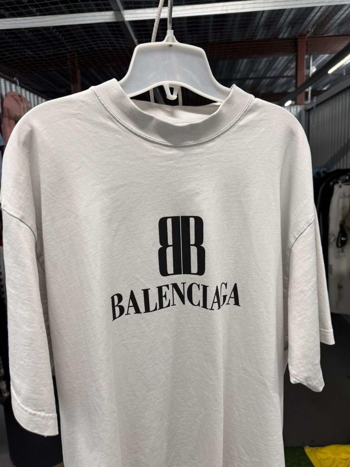 Balenciaga Balenciaga T Shirt Size US L / EU 52-54 / 3 - 4 Thumbnail