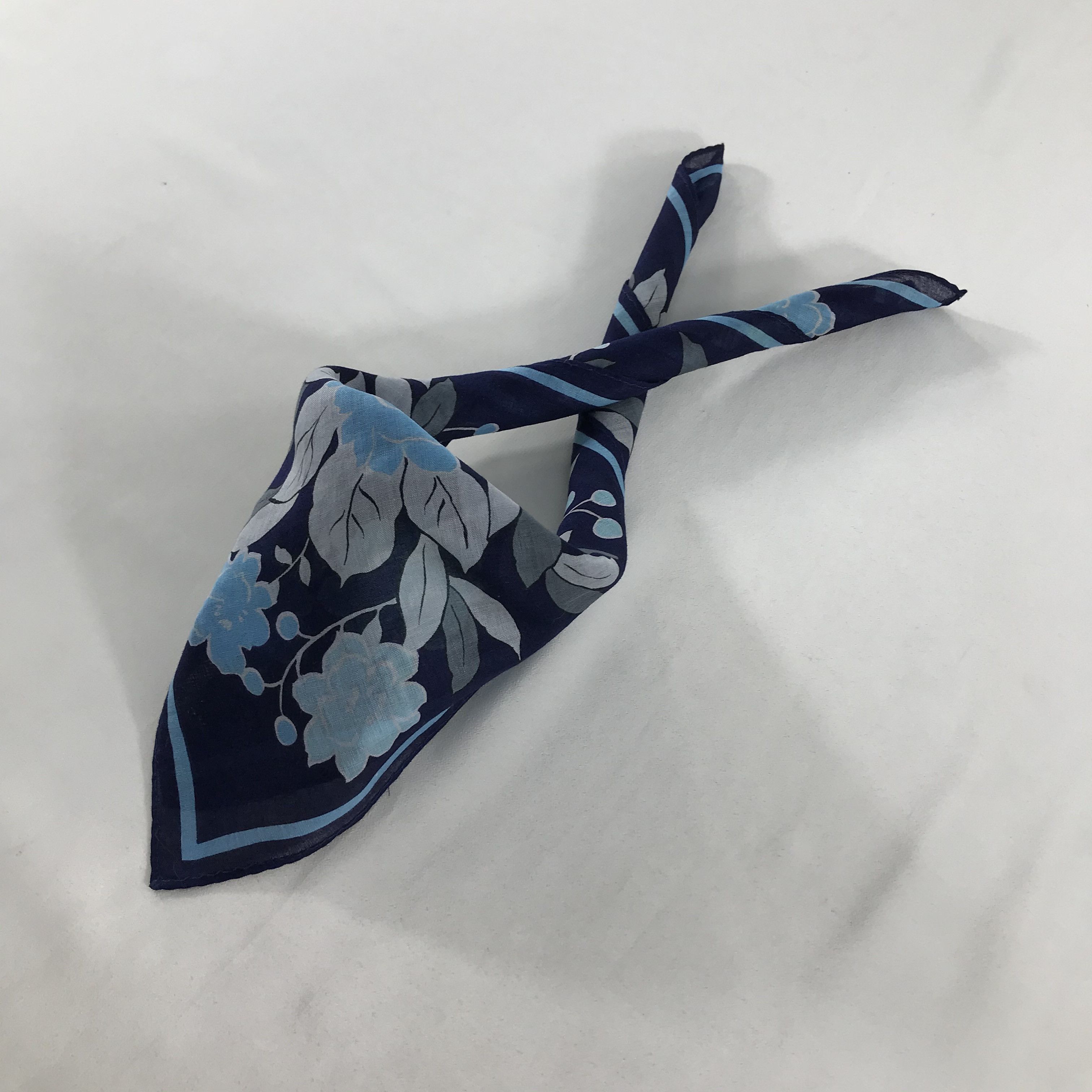 Vintage Pierre Balmain Handkerchief Neckerchief Bandana H52 Size ONE SIZE - 2 Thumbnail