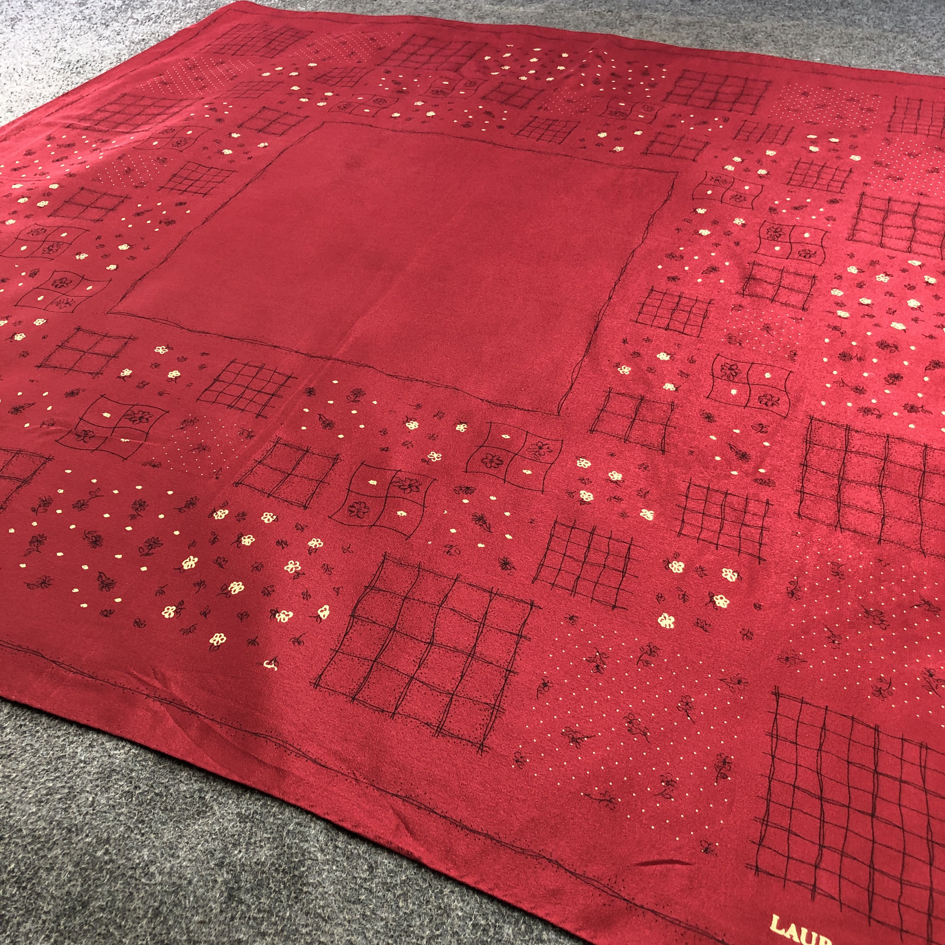 Japanese Brand Laura Ashley Silk Scarf M1065 Size ONE SIZE - 3 Thumbnail