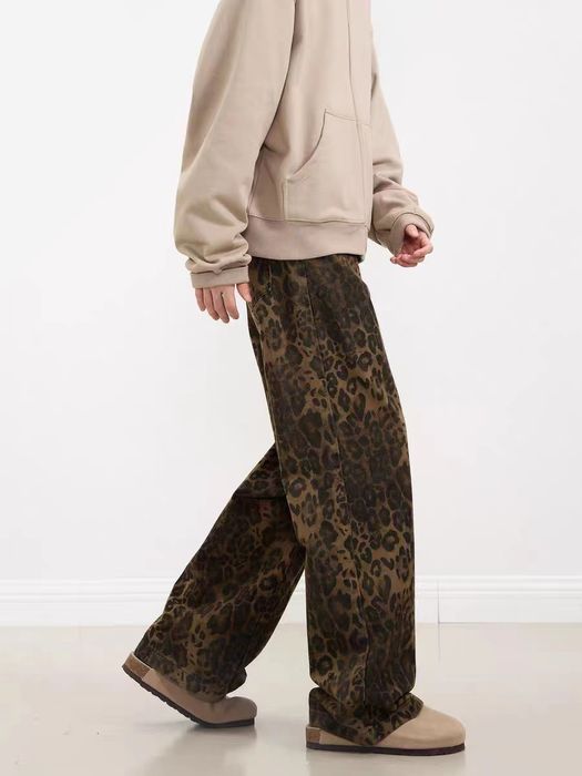 Japanese Brand Vintage leopard print straight leg jeans