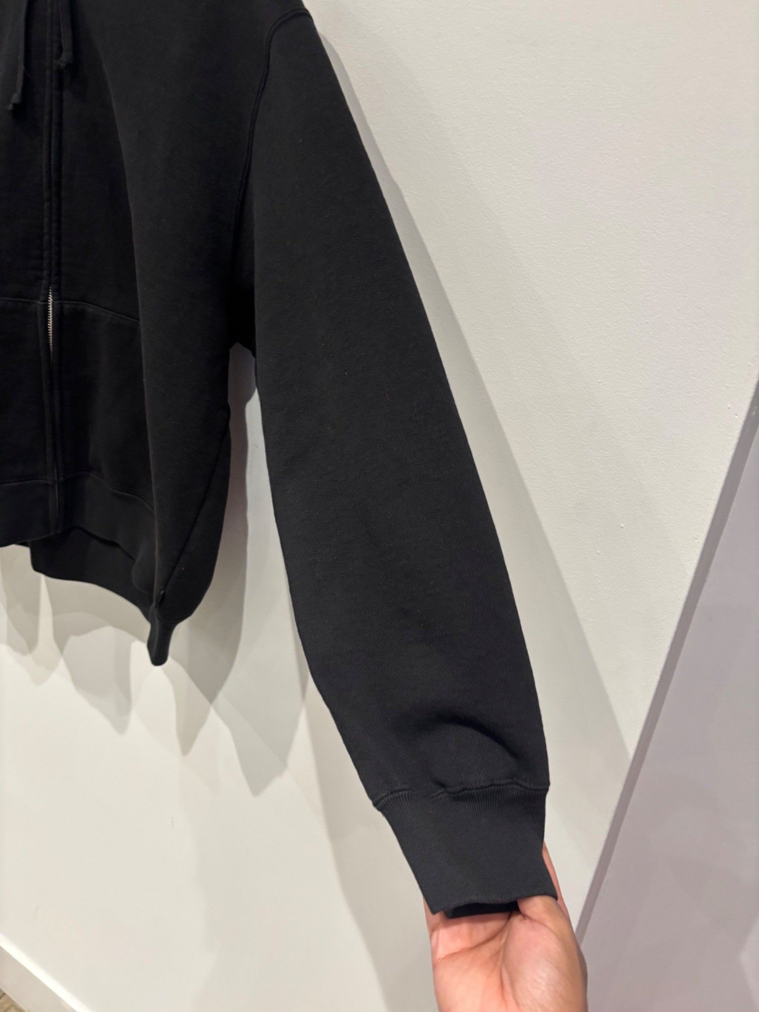 Supreme Supreme Cut Out Zip Up Hooded Sweatshirt Black Size US S / EU 44-46 / 1 - 3 Thumbnail