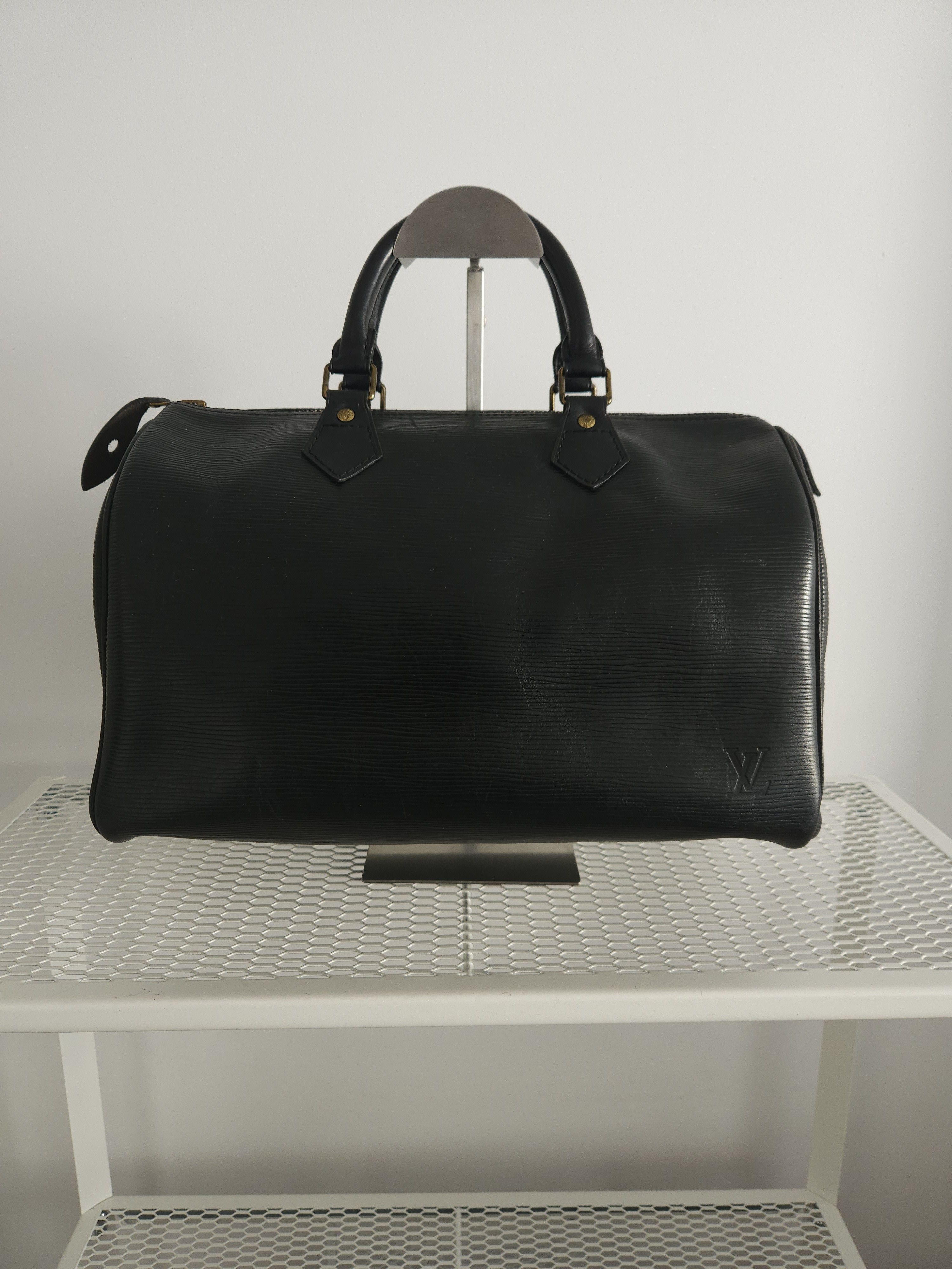 Louis Vuitton Vtg 80s Louis Vuitton epi leather speedy 30 mini boston bag Size ONE SIZE - 1 Thumbnail