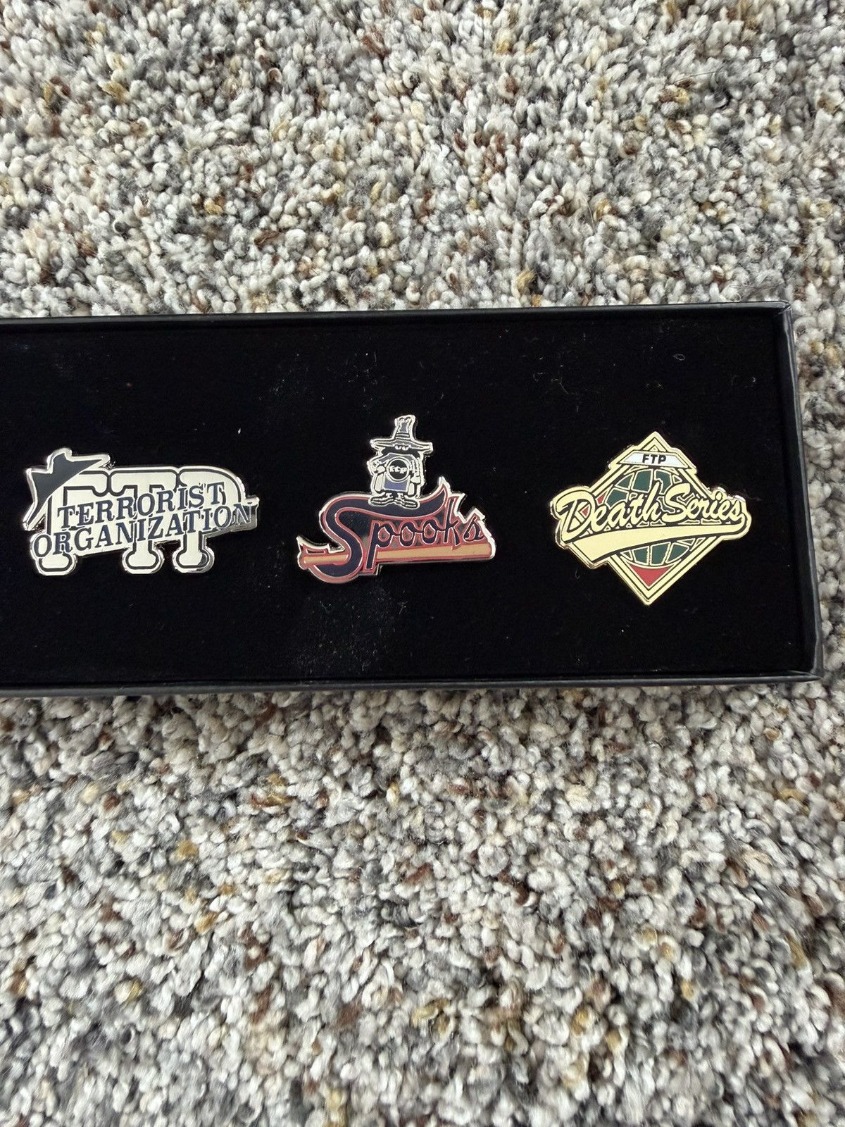 Fuck The Population FTP PIN SET Size ONE SIZE - 5 Thumbnail