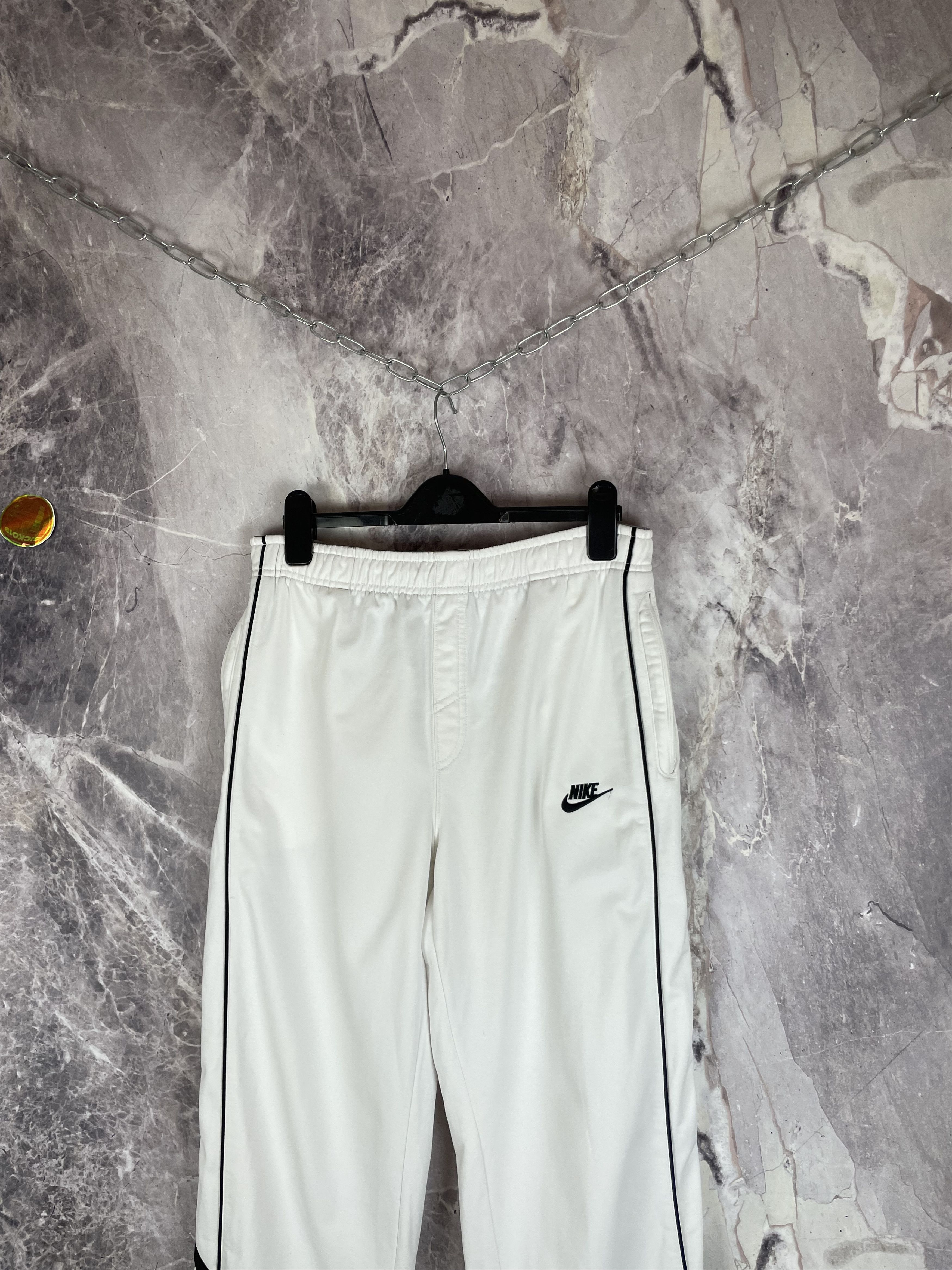 Nike Nike dri fit track pants y2k sweatpants jogger Size US 32 / EU 48 - 2 Thumbnail