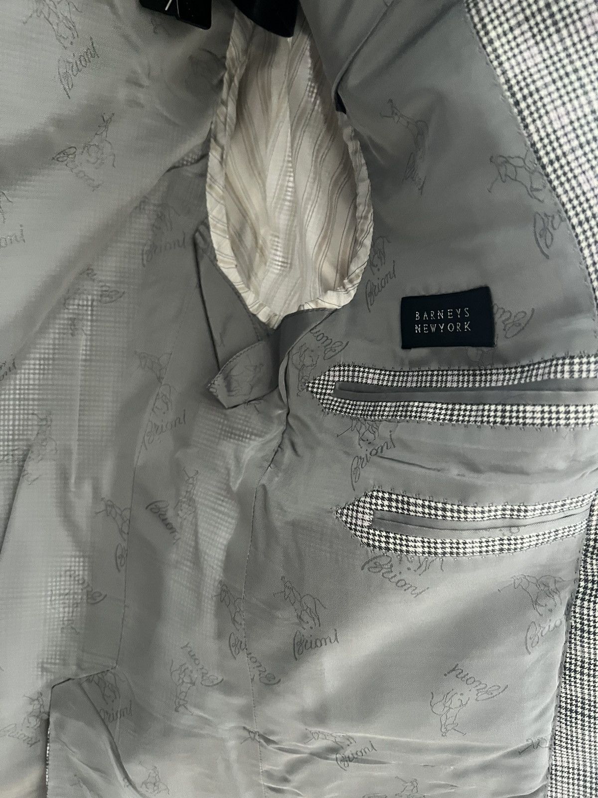 Barneys New York × Brioni Brioni Men’s 38R 48 IT Gray Houndstooth Wool Blazer Jacket Size 38R - 4 Thumbnail