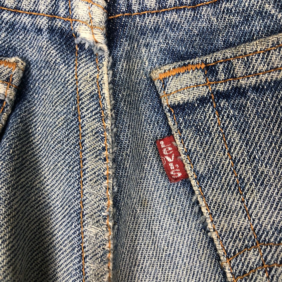 Levi's 🔥Vintage Distressed Denim Jeans Levi’s Size US 32 / EU 48 - 14 Thumbnail