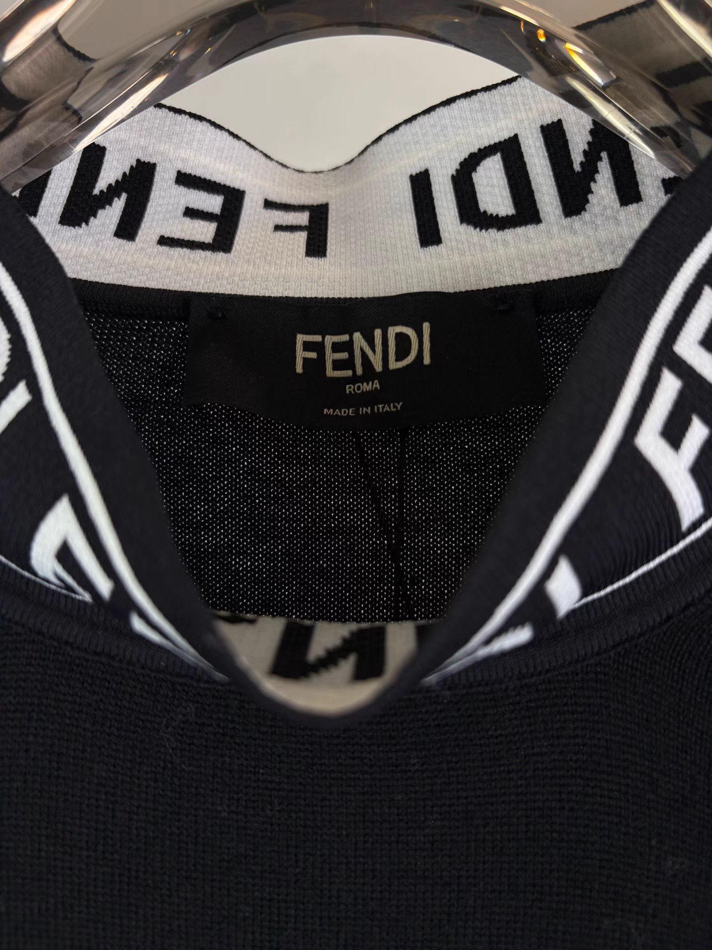 Fendi FENDI Neck Letter Knit Sweater K1 Size US L / EU 52-54 / 3 - 3 Thumbnail