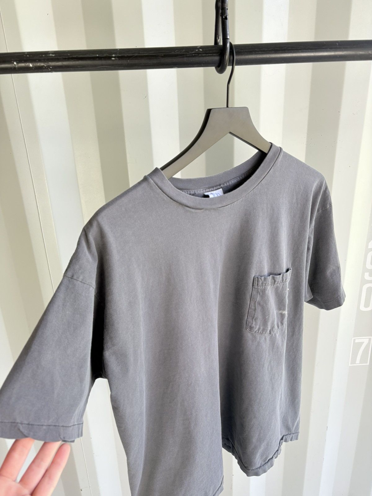 Vintage Vintage Blank Shirt Boxy Faded Thrash Distressed Grunge Size US XL / EU 56 / 4 - 2 Thumbnail