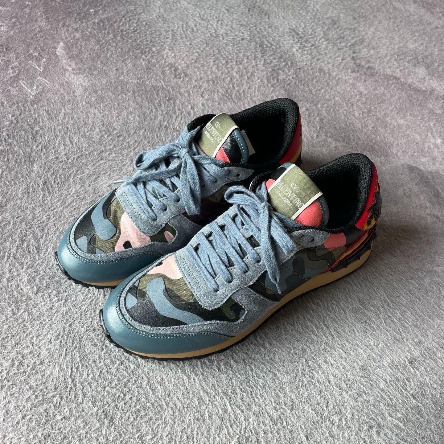 Valentino Valentino Camo Black Lowtop Sneakers 39 Men Size US 6.5 / EU 39-40 - 1 Thumbnail