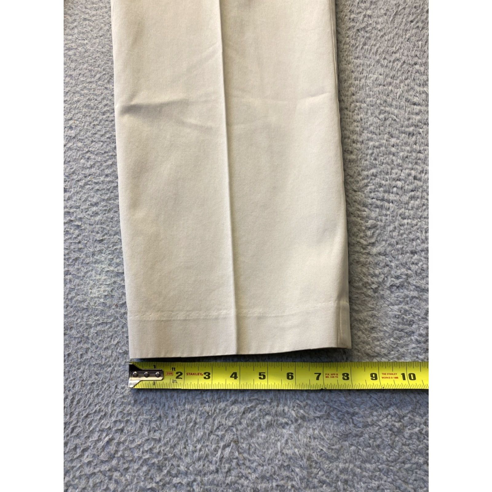 J.Crew J. Crew Men’s Chino Pants Solid Beige 34x32 Relaxed Tapered Pleated Front 100% Cotton / Selvage Button Closure Mens Pants Size US 34 / EU 50 - 5 Thumbnail