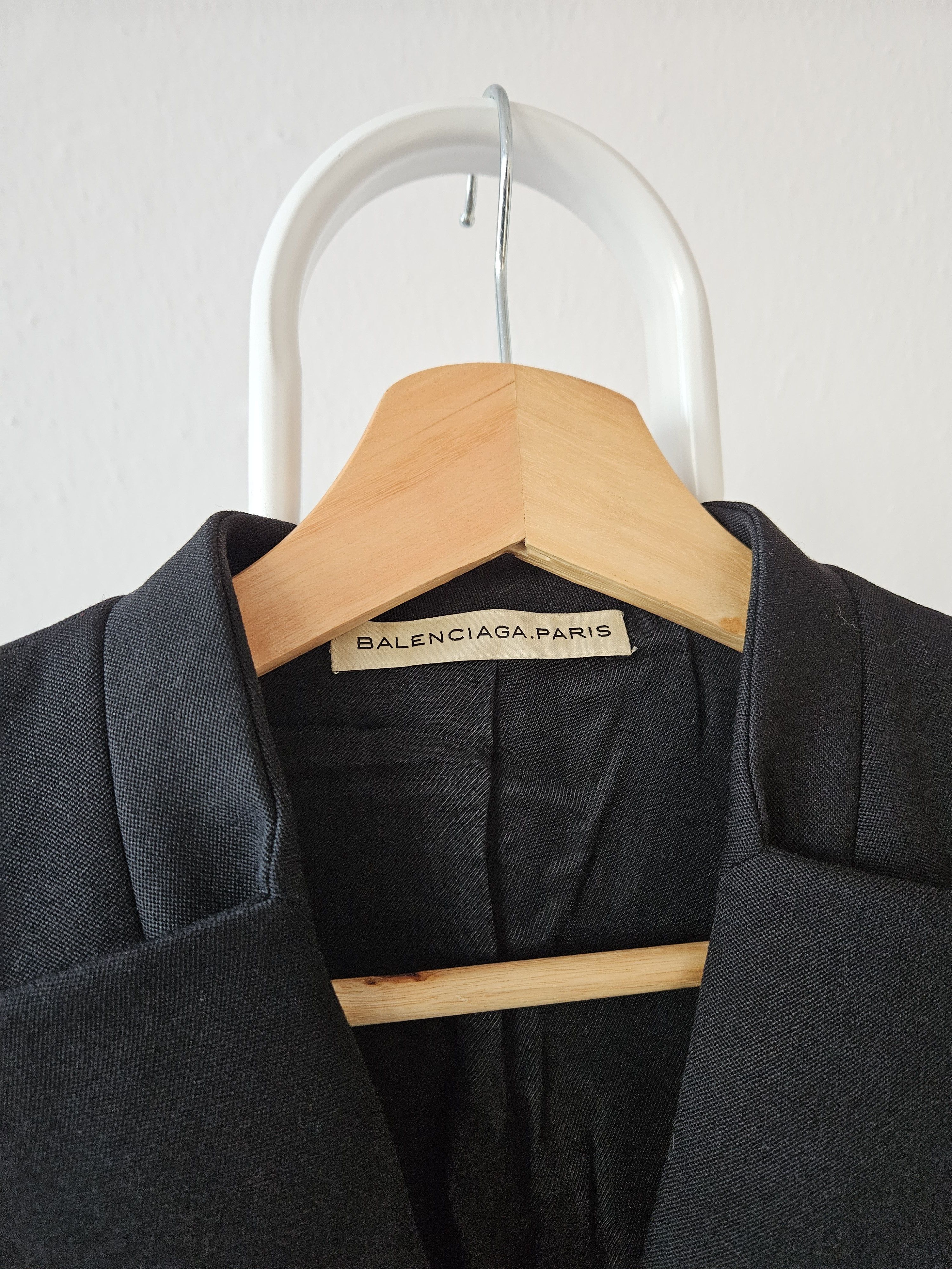 Balenciaga 2009 Balenciaga blazer with padded shoulders Size XS / US 0-2 / IT 36-38 - 9 Thumbnail