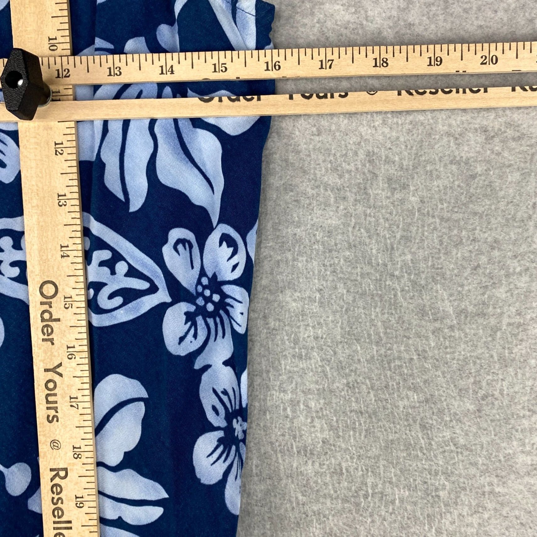 Hilo Hattie VINTAGE Hilo Hattie Hawaiian Dress Womens M Blue Strap Midi Floral Rayon Dress Size M / US 6-8 / IT 42-44 - 5 Thumbnail