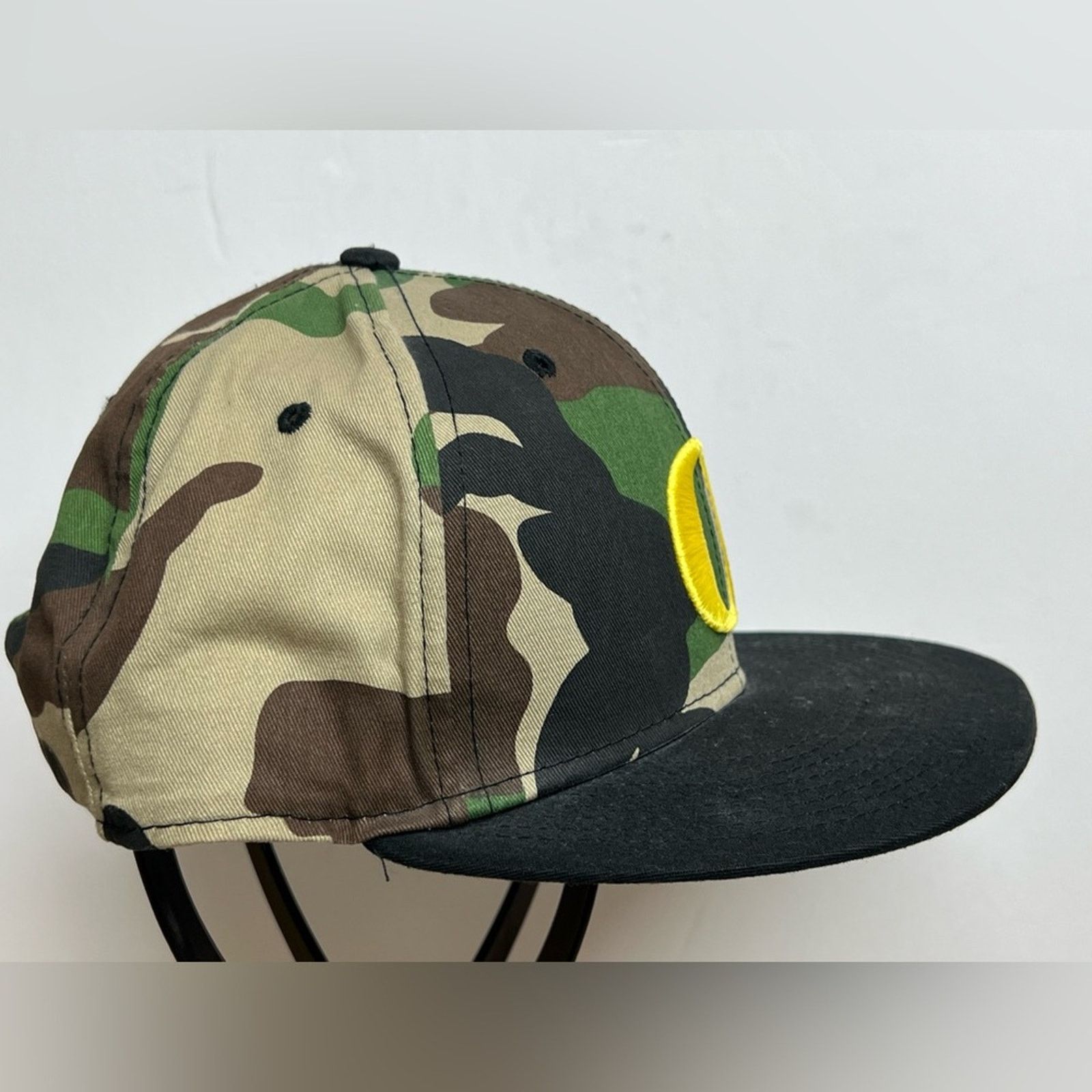 Nike Nike Oregon Ducks True Rise Hat Snapback Camo/Black Military Size ONE SIZE - 2 Thumbnail