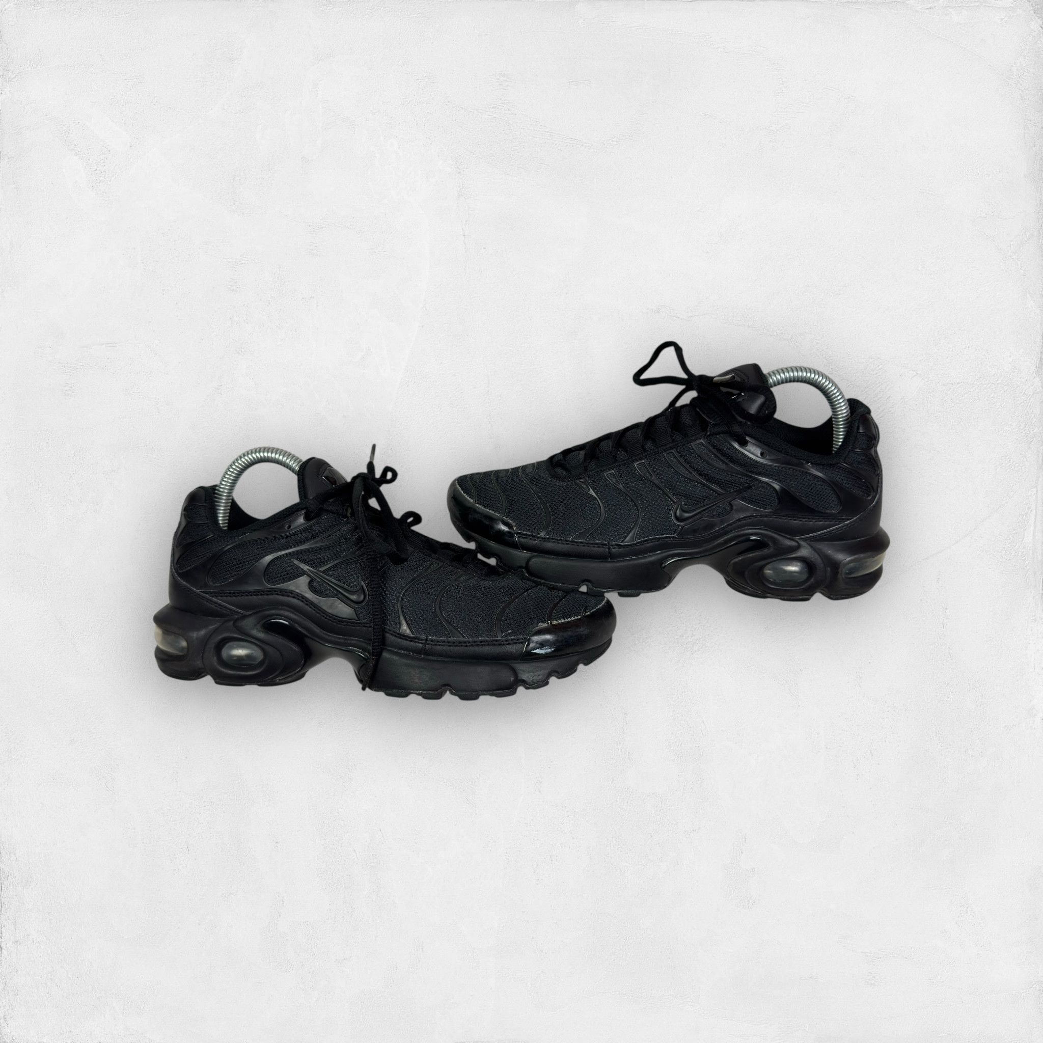 Nike Air Max Plus 655020-009 Core Black Sneakers Shoes 6.5, Men's