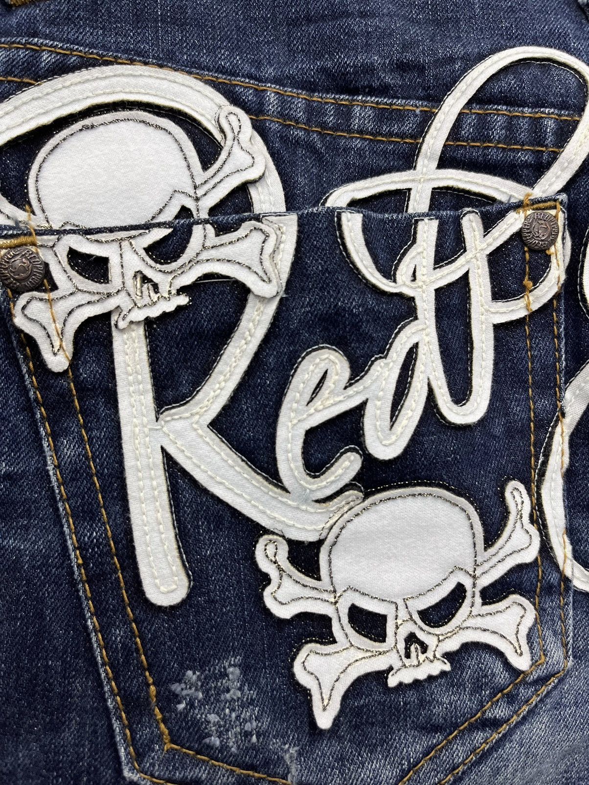 Vintage 🔥Vintage RED PEPPER Skulls Big Spell-out Punk Jeans Size US 30 / EU 46 - 5 Thumbnail