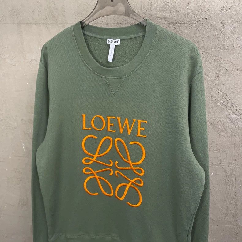 Loewe loewe Gray-green round-neck sweatshirt with orange embroide Size US M / EU 48-50 / 2 - 3 Thumbnail