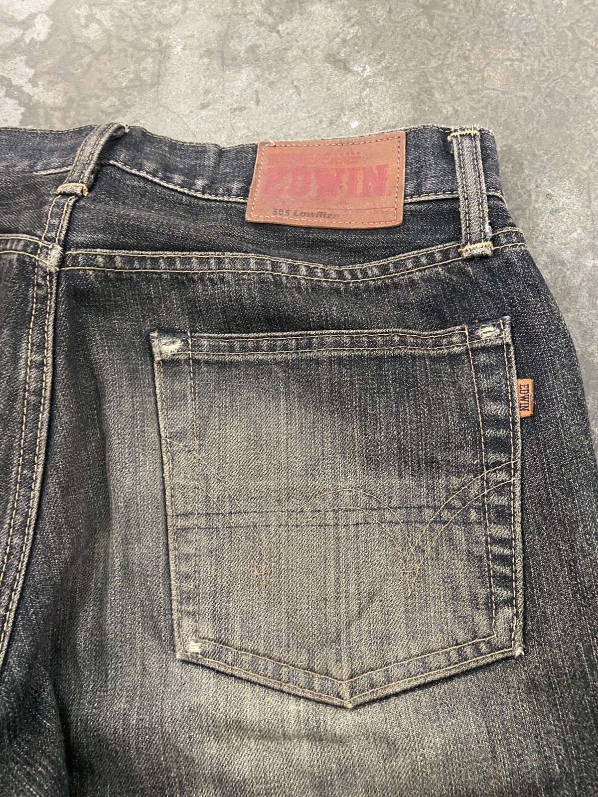 Edwin × Japanese Brand Edwin 505 LowRize Fly Button Distressed Denim Size US 30 / EU 46 - 14 Thumbnail