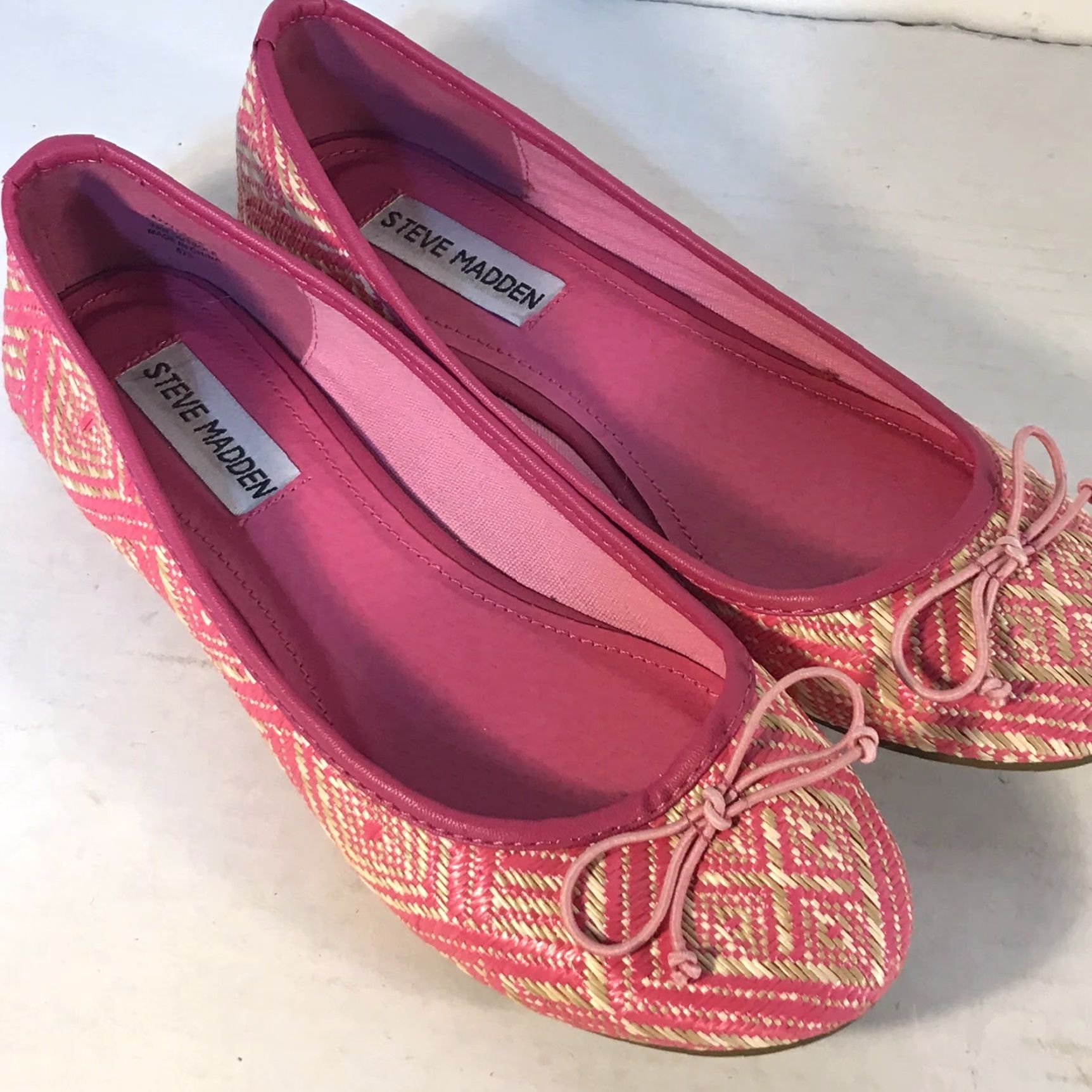 Steve Madden Steve Madden Aztec Flats Womens Size 7 Pink Beige White Casual Comfort Summer Size US 7 / IT 37 - 2 Thumbnail