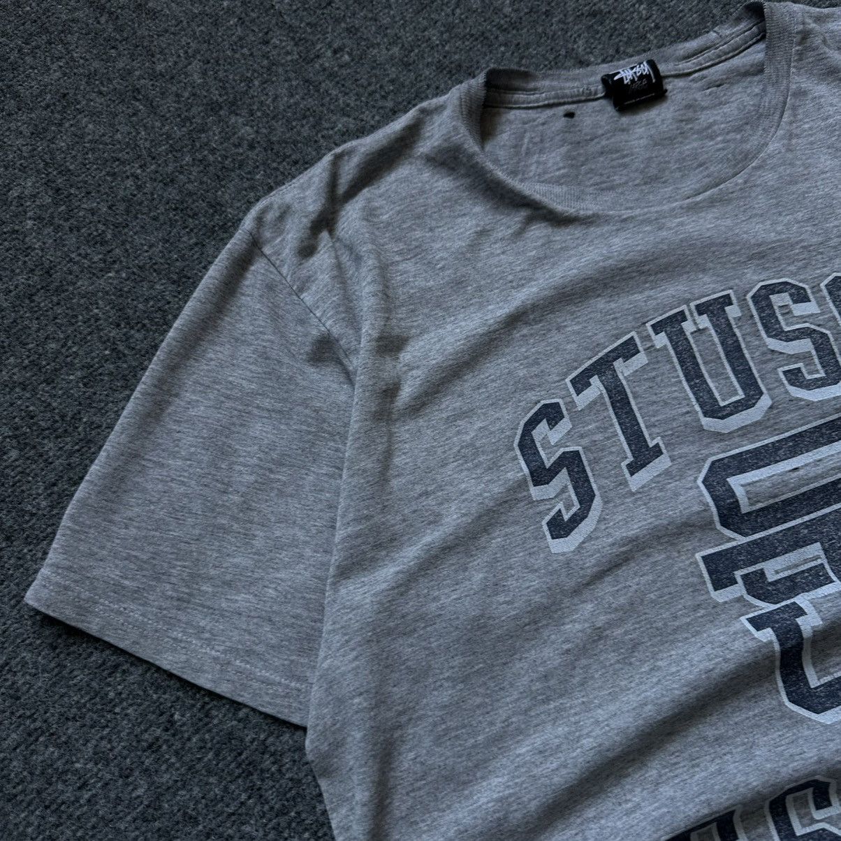 Stussy VTG Japanese Style Stussy Distressed T-shirts Big Logo L Size US L / EU 52-54 / 3 - 11 Thumbnail