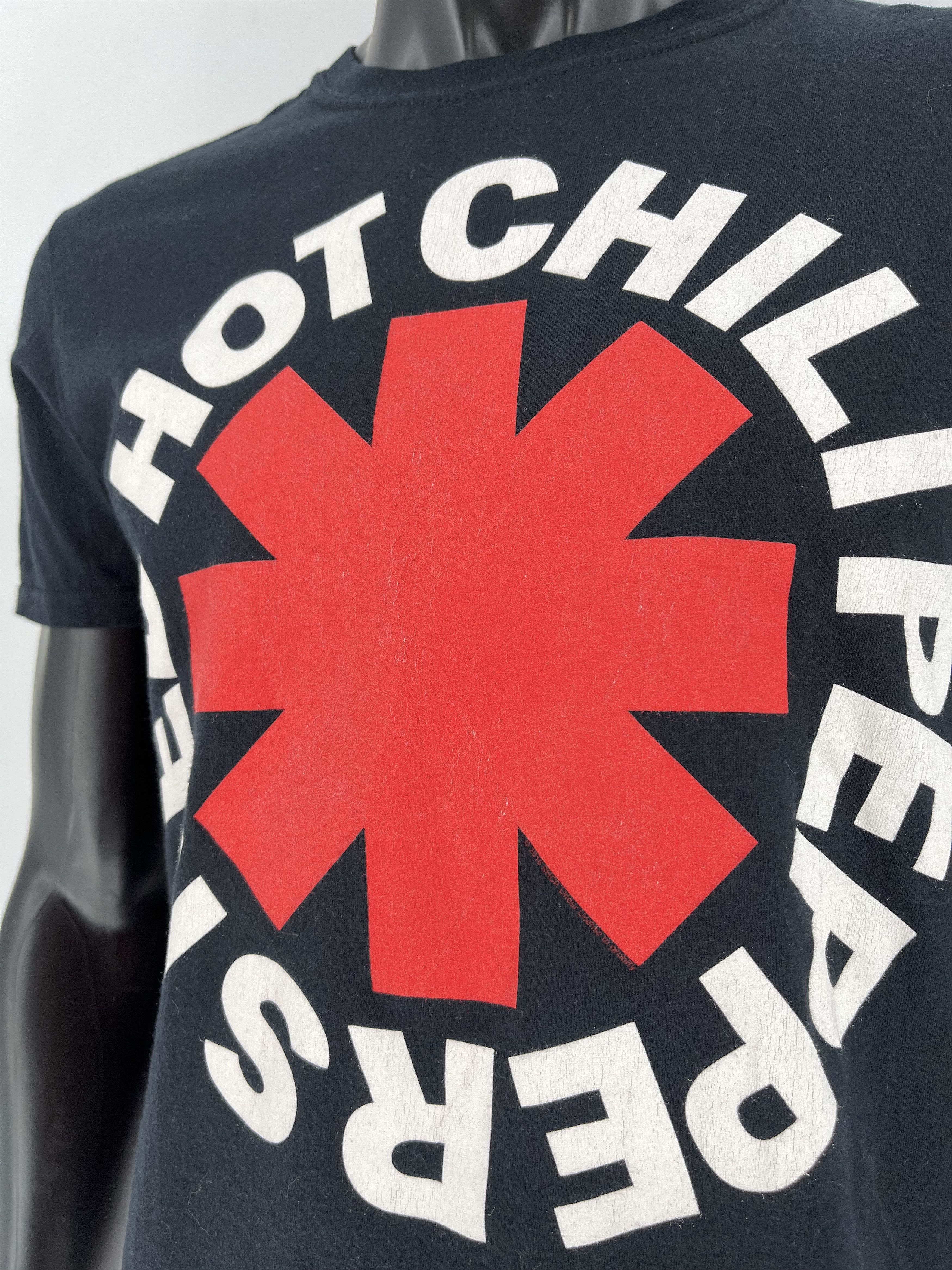Band Tees Y2K Vintage Red Hot Chili Peppers Band Tee Size US M / EU 48-50 / 2 - 6 Thumbnail