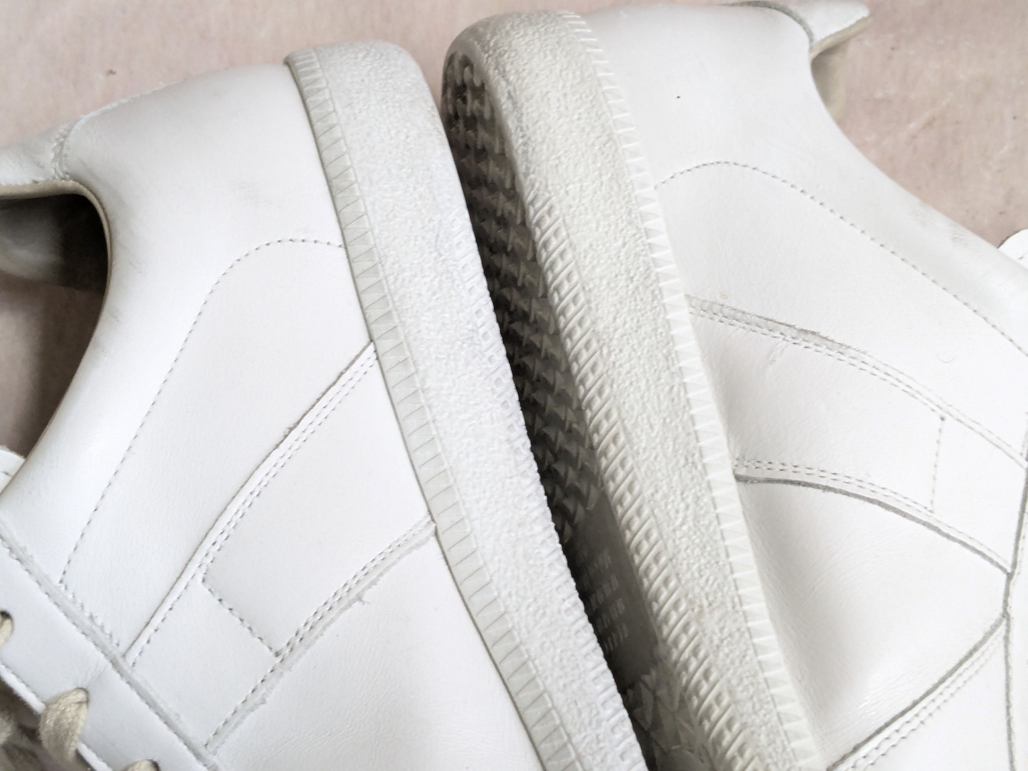 Maison Margiela Maison Margiela Replica GAT White 9 42 Low Tops Leather Size US 9 / EU 42 - 14 Thumbnail