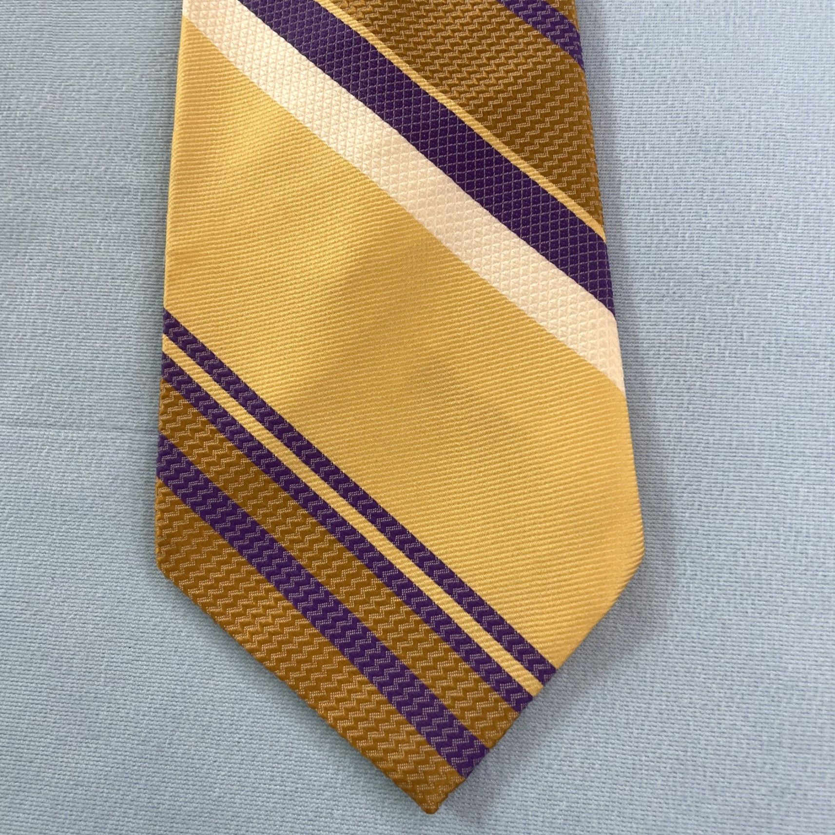 Vintage VINTAGE Mr. Varsity Jack Lang Rayon Tie Repp Tie Purple Gold Lakers 58" Tie Mens 4x58 Yellow Purple White LA 1980s Size ONE SIZE - 2 Thumbnail