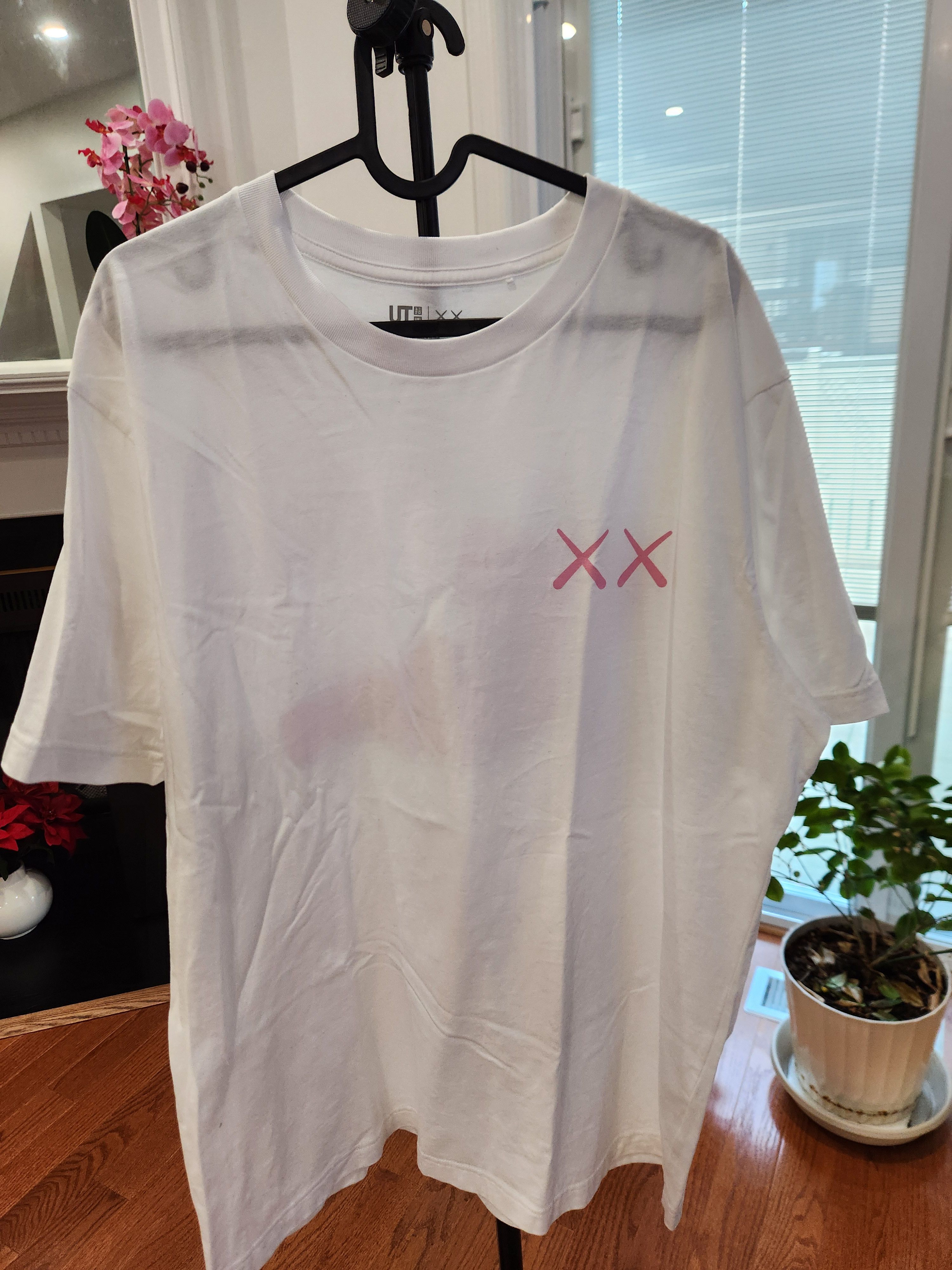 Kaws × Uniqlo Kaws Uniqlo shirt Size US XL / EU 56 / 4 - 2 Thumbnail