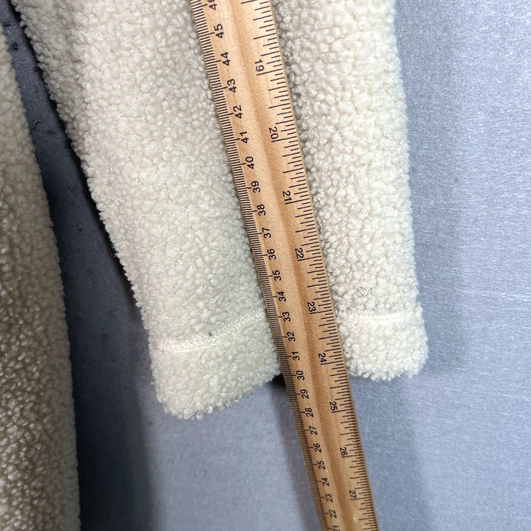 Uniqlo Uniqlo Coat Women's Large Ivory White Fleece Jacket Polyester L Solid Button Coat Basic Jacket Modern Size L / US 10 / IT 46 - 7 Thumbnail