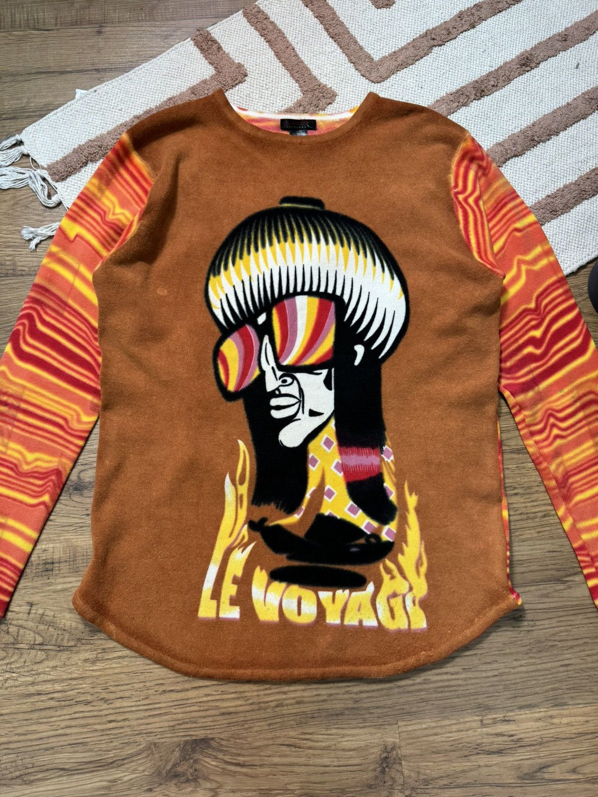 Custo Barcelona CUSTO BARCELONA LE VIYAGE FACE PRINTED LONG SWEATER Size M / US 6-8 / IT 42-44 - 3 Thumbnail