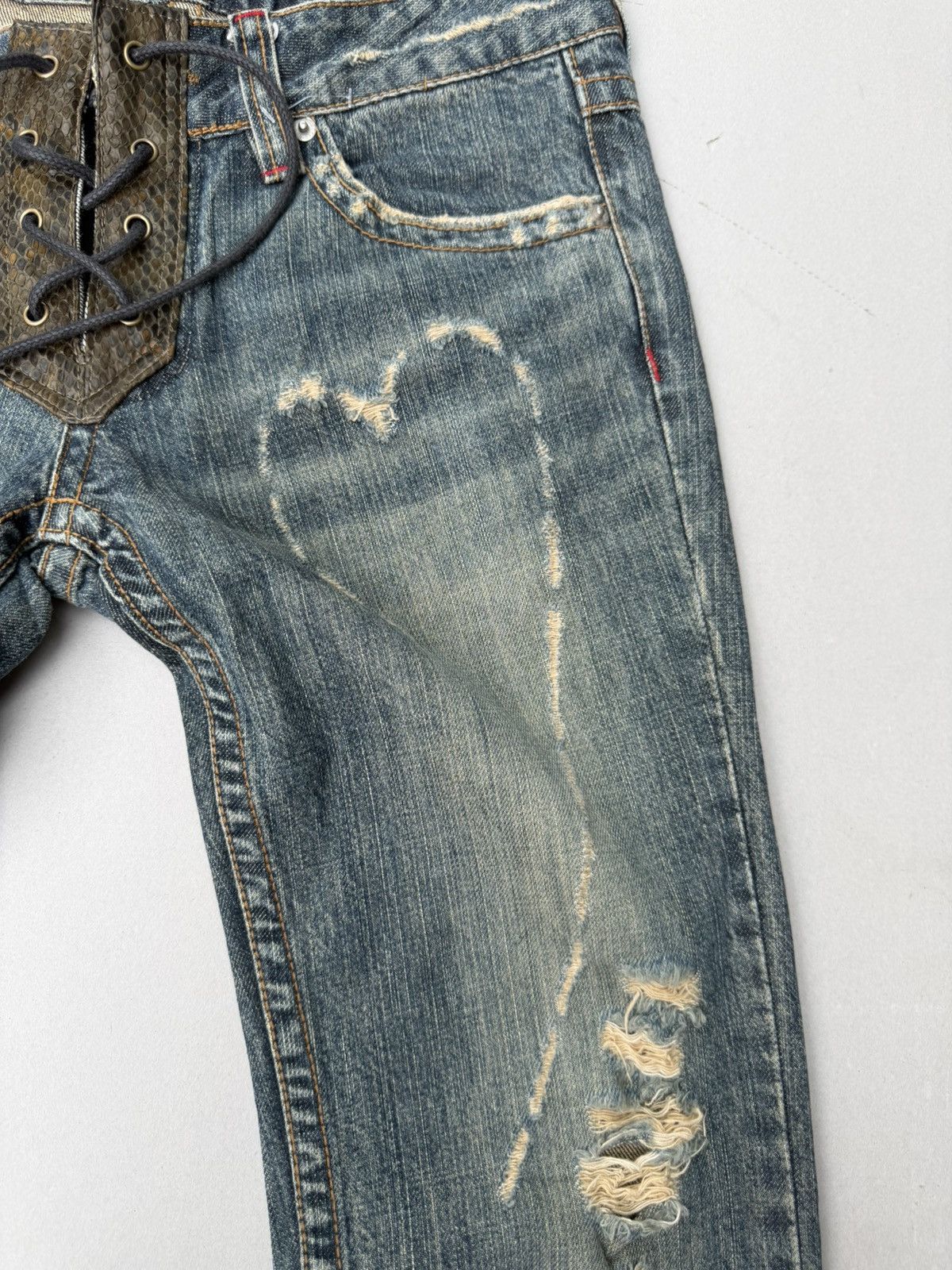 Japanese Brand Maitresse Lace up flare jeans Size US 26 / EU 42 - 5 Thumbnail