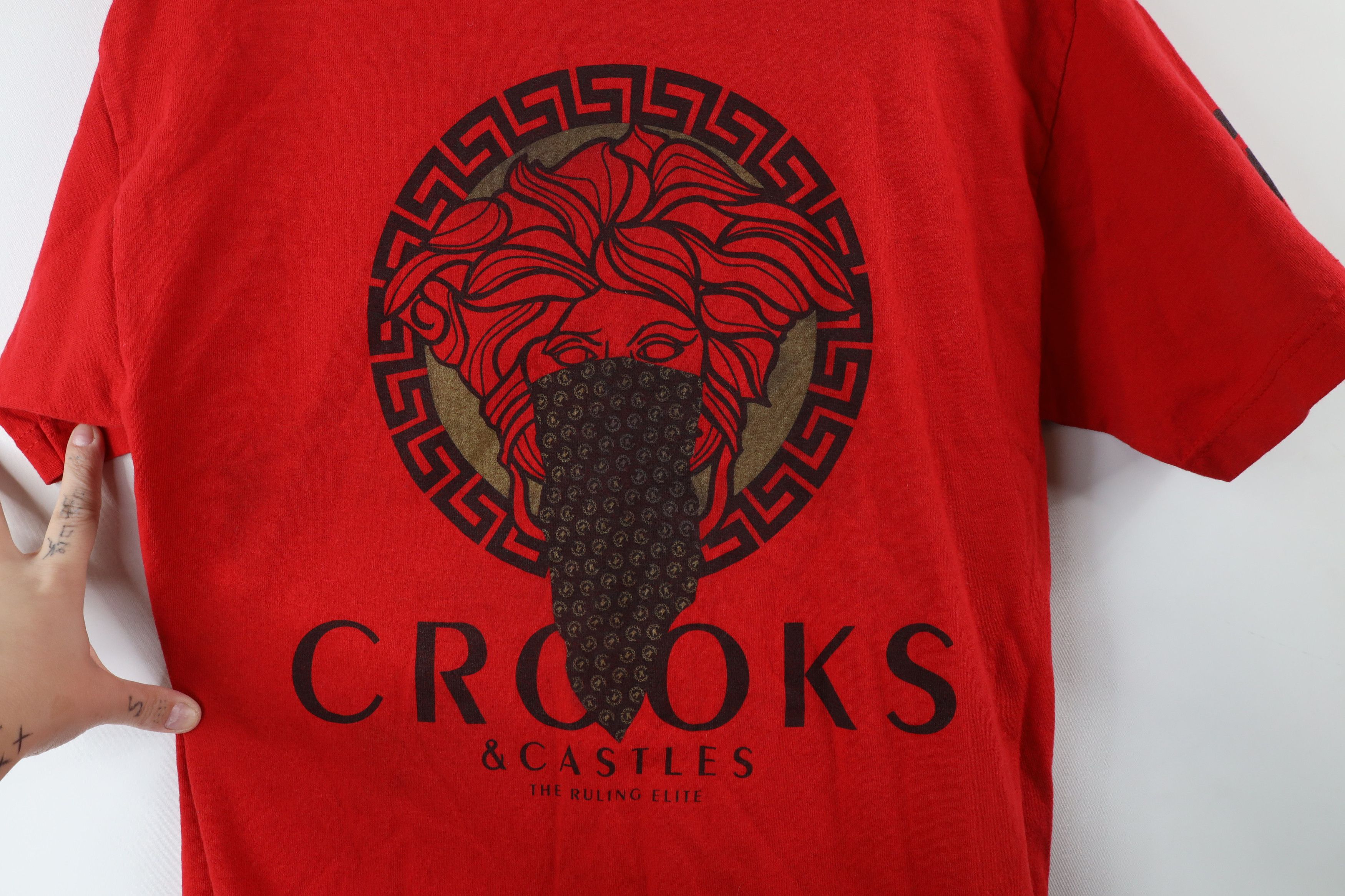 Crooks & Castles Crooks & Castles Streetwear Out Medusa Head T-Shirt Red Size US M / EU 48-50 / 2 - 5 Thumbnail
