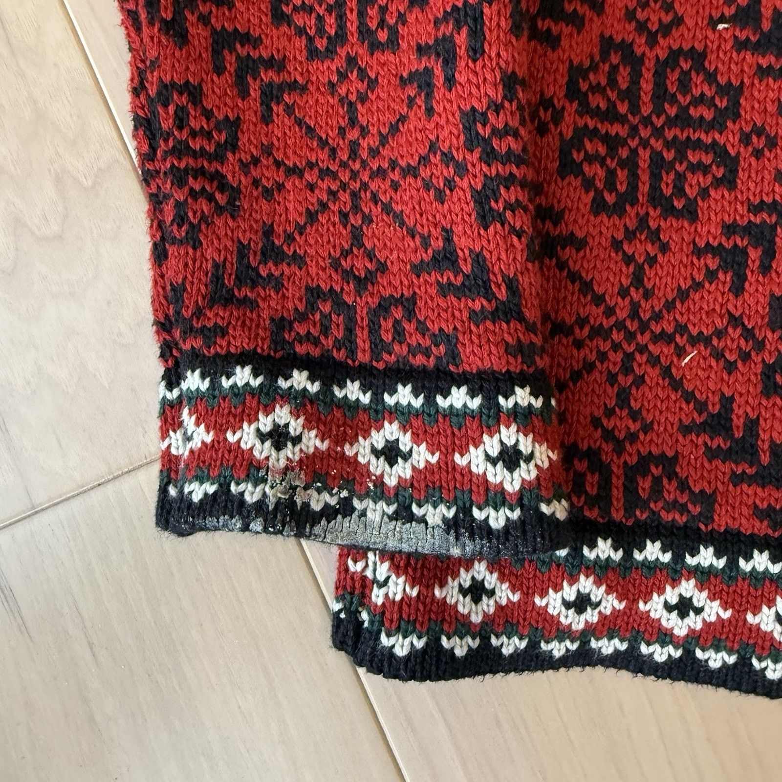 L.L. Bean Vintage LL Bean Nordic Cardigan Women's M Red Argyle Size M / US 6-8 / IT 42-44 - 5 Thumbnail