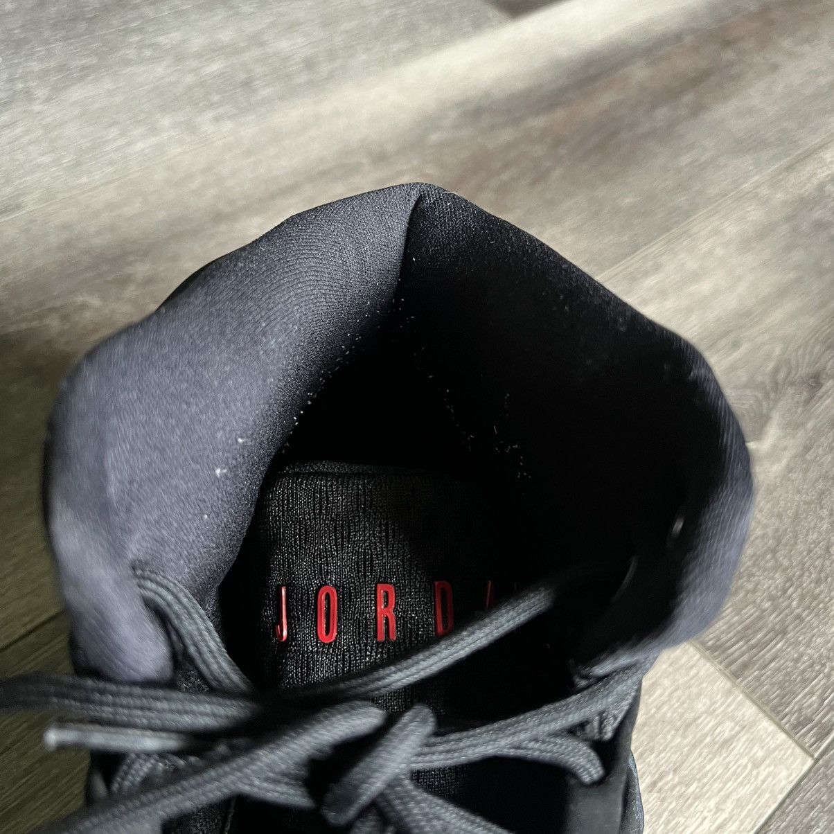 Jordan Brand Jordan Max Aura Black Red Suede Basketball Shoes Size 11.5 Size US 11.5 / EU 44-45 - 10 Thumbnail