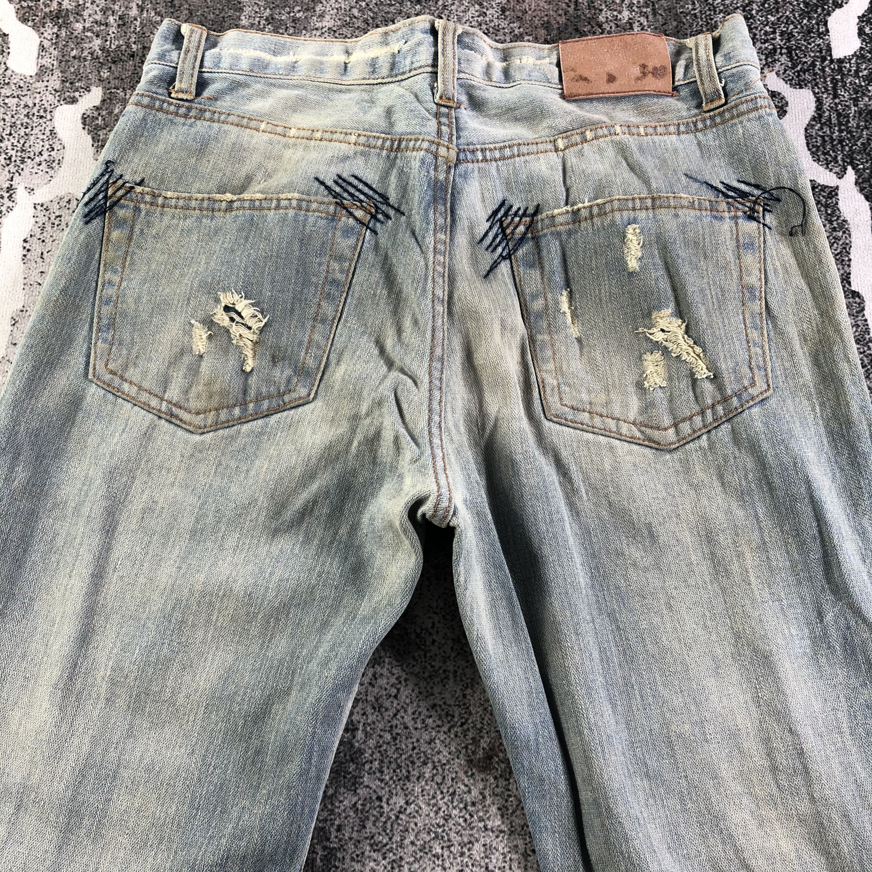 Japanese Brand Nylous Clothing Jeans Ripped Dirty Wash Denim KJ2895 Size US 32 / EU 48 - 4 Thumbnail