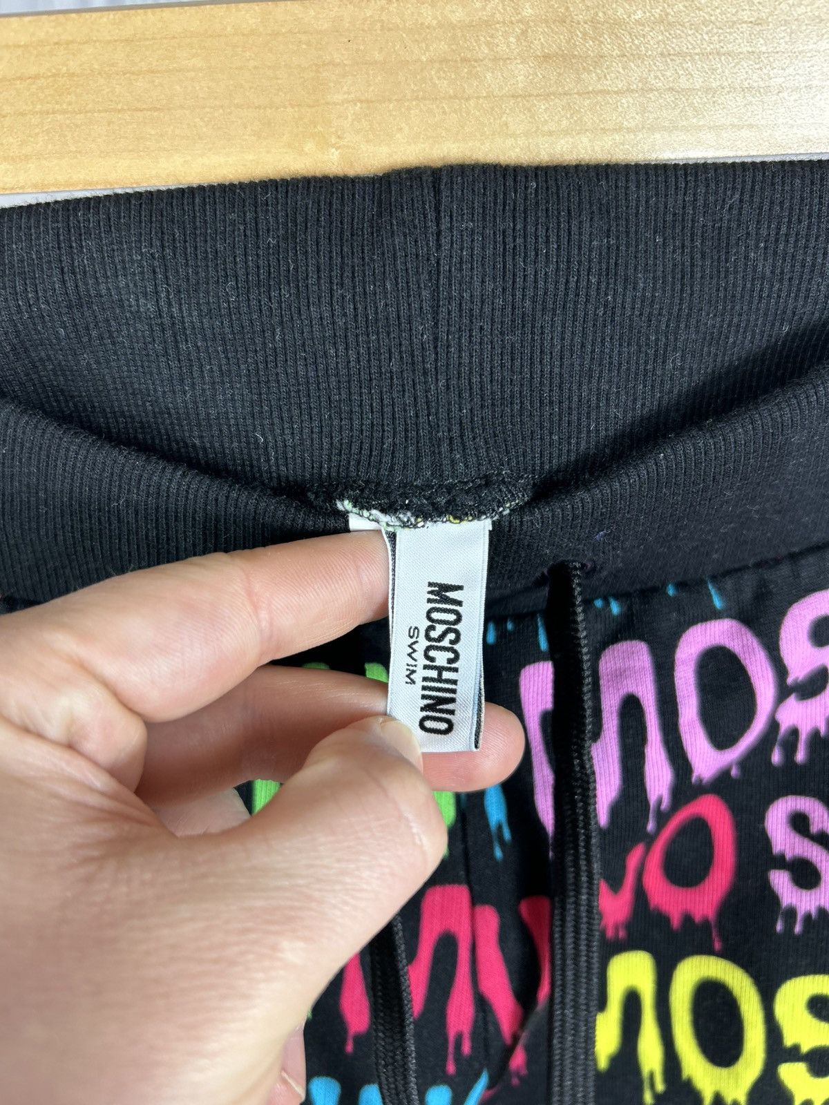 Moschino Moschino Rainbow Logo Swim Shorts Size S/XS Rare Swimwear Size US 30 / EU 46 - 5 Thumbnail